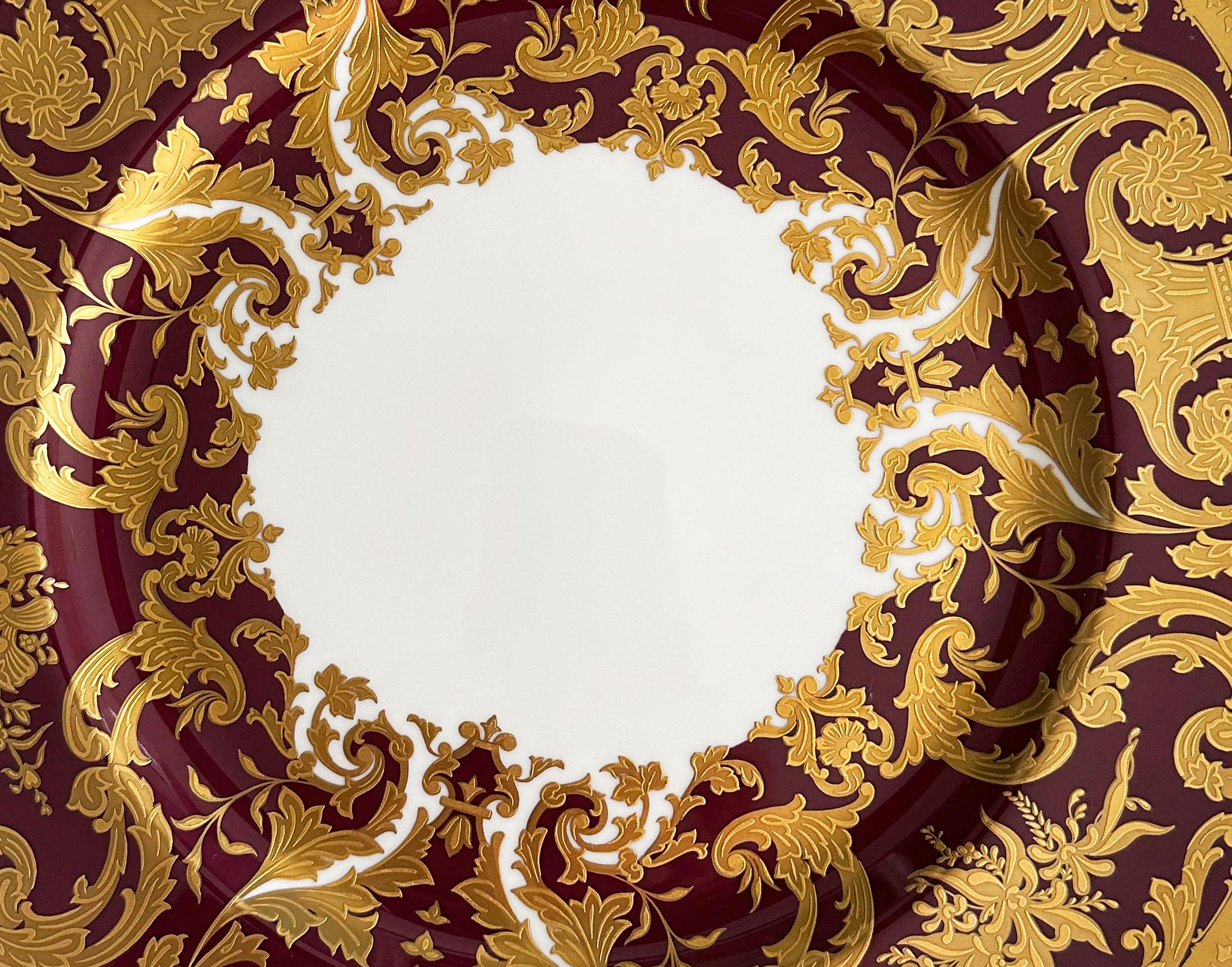 Gold and Burgundy Ornamental Decorative Plate in Barocco Style by De Lamerie In Excellent Condition For Sale In Hong Kong, HK