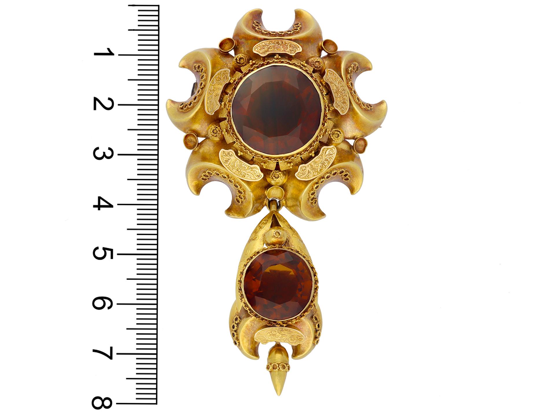 Women's or Men's Gold and citrine brooch, circa 1866. For Sale