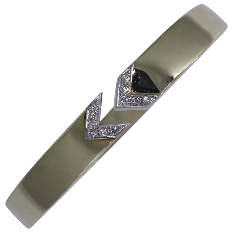 Gold and Diamond Arrow Bracelet For Sale at 1stDibs arrow bracelets
