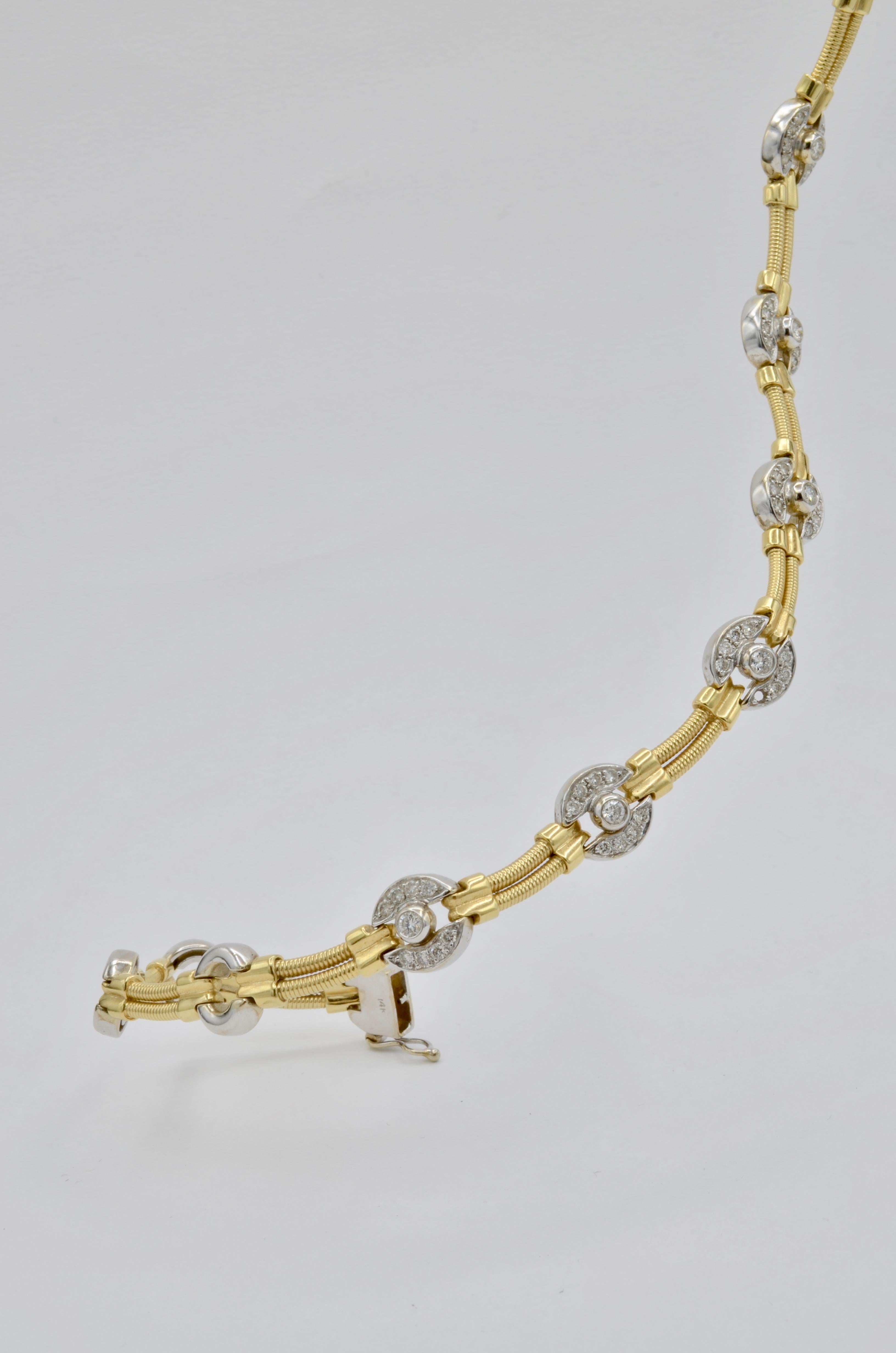 Diamond Gold Collar Necklace In Excellent Condition For Sale In Berkeley, CA