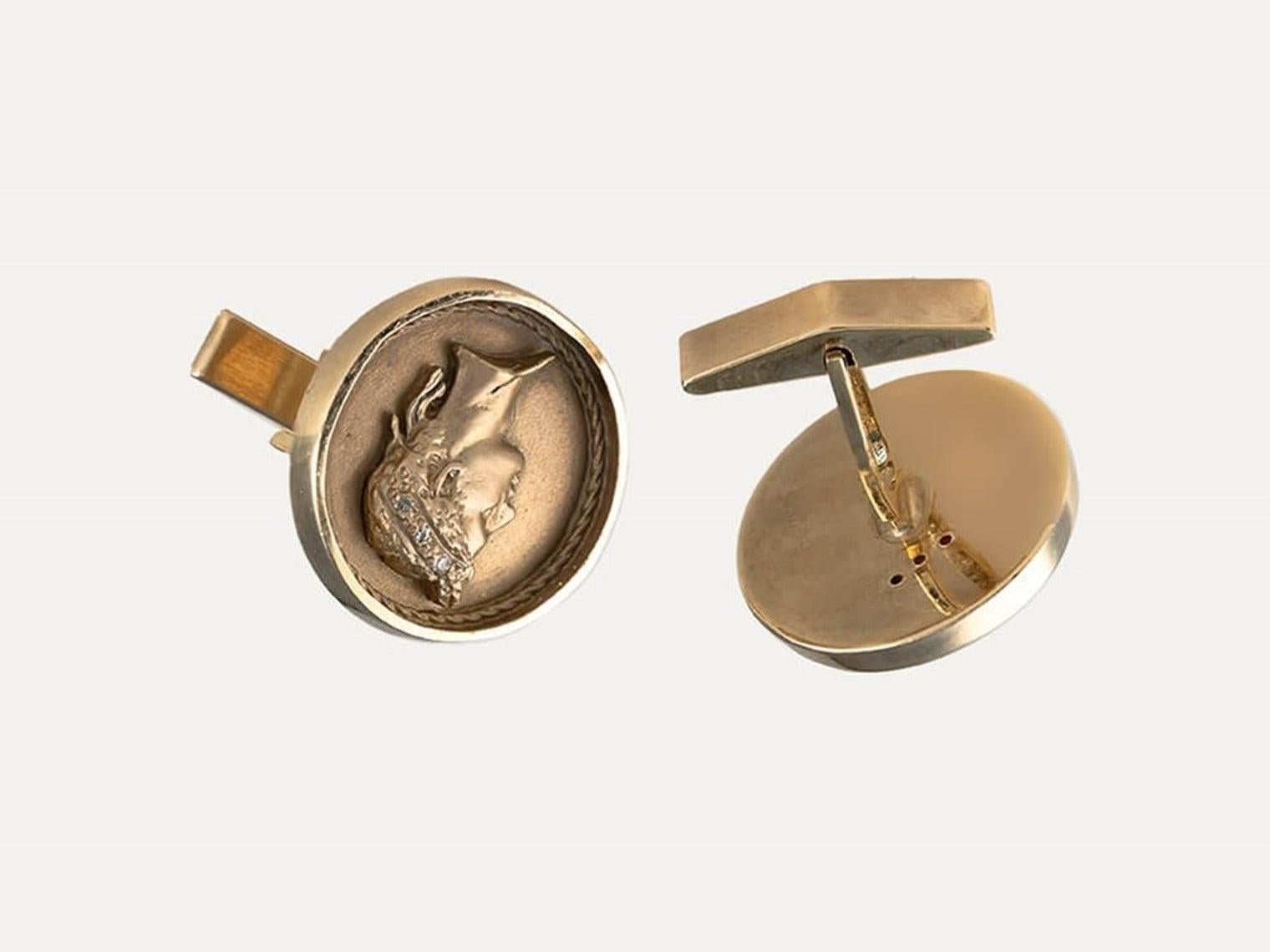 Gold and Diamond Cufflinks with Human Figure In Good Condition For Sale In Lisboa, PT