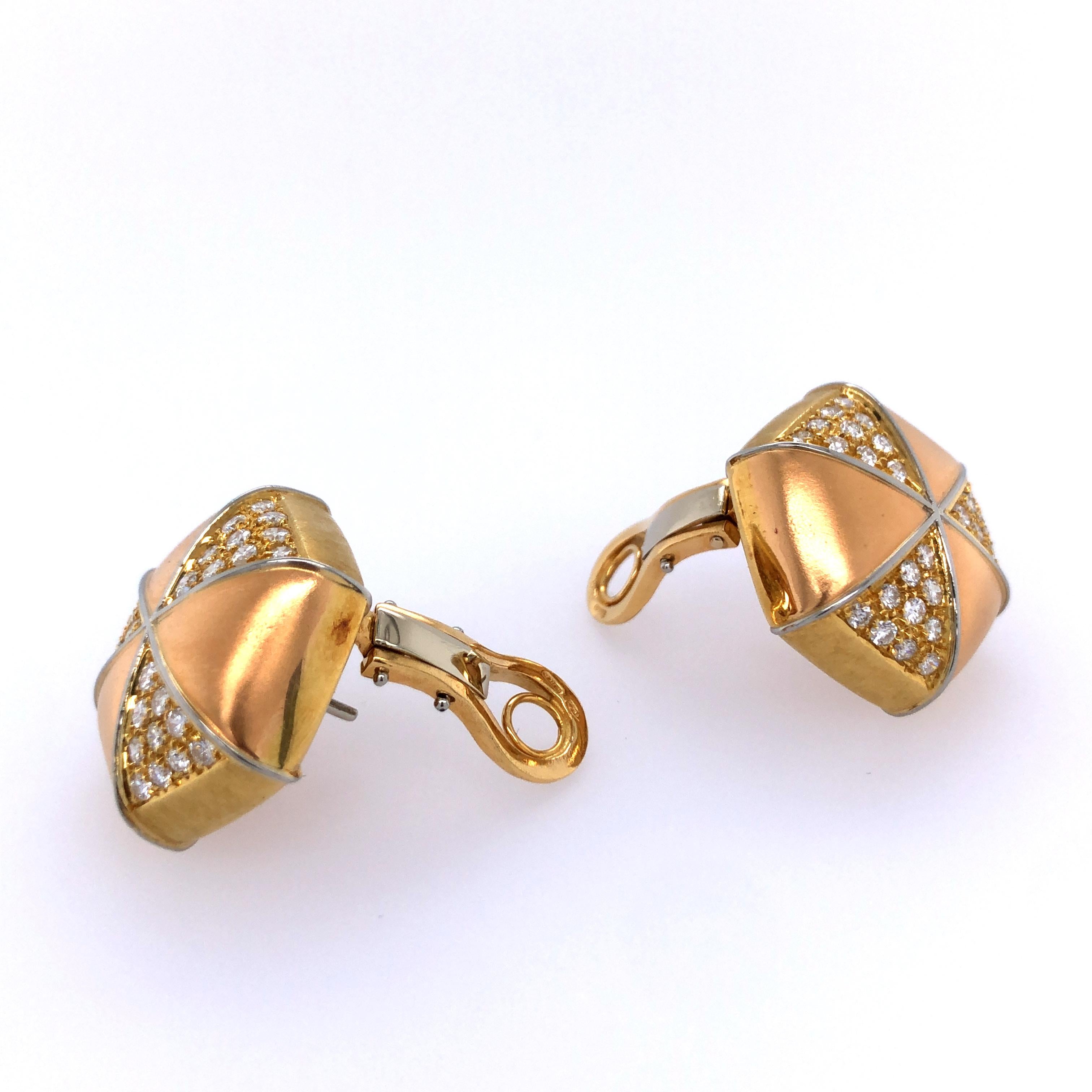 Round Cut Gold and Diamond Earrings For Sale