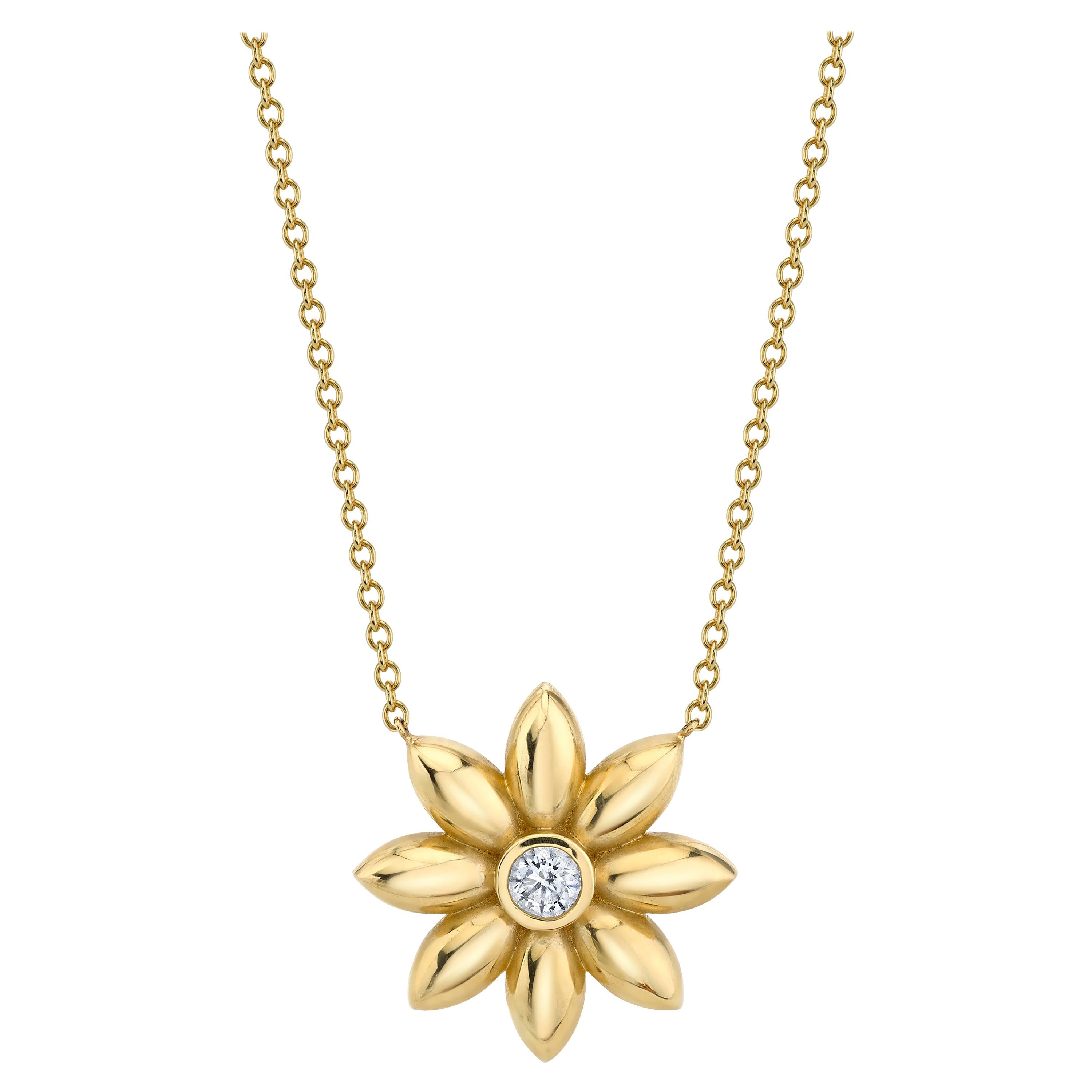 Gold and Diamond Flower Necklace For Sale