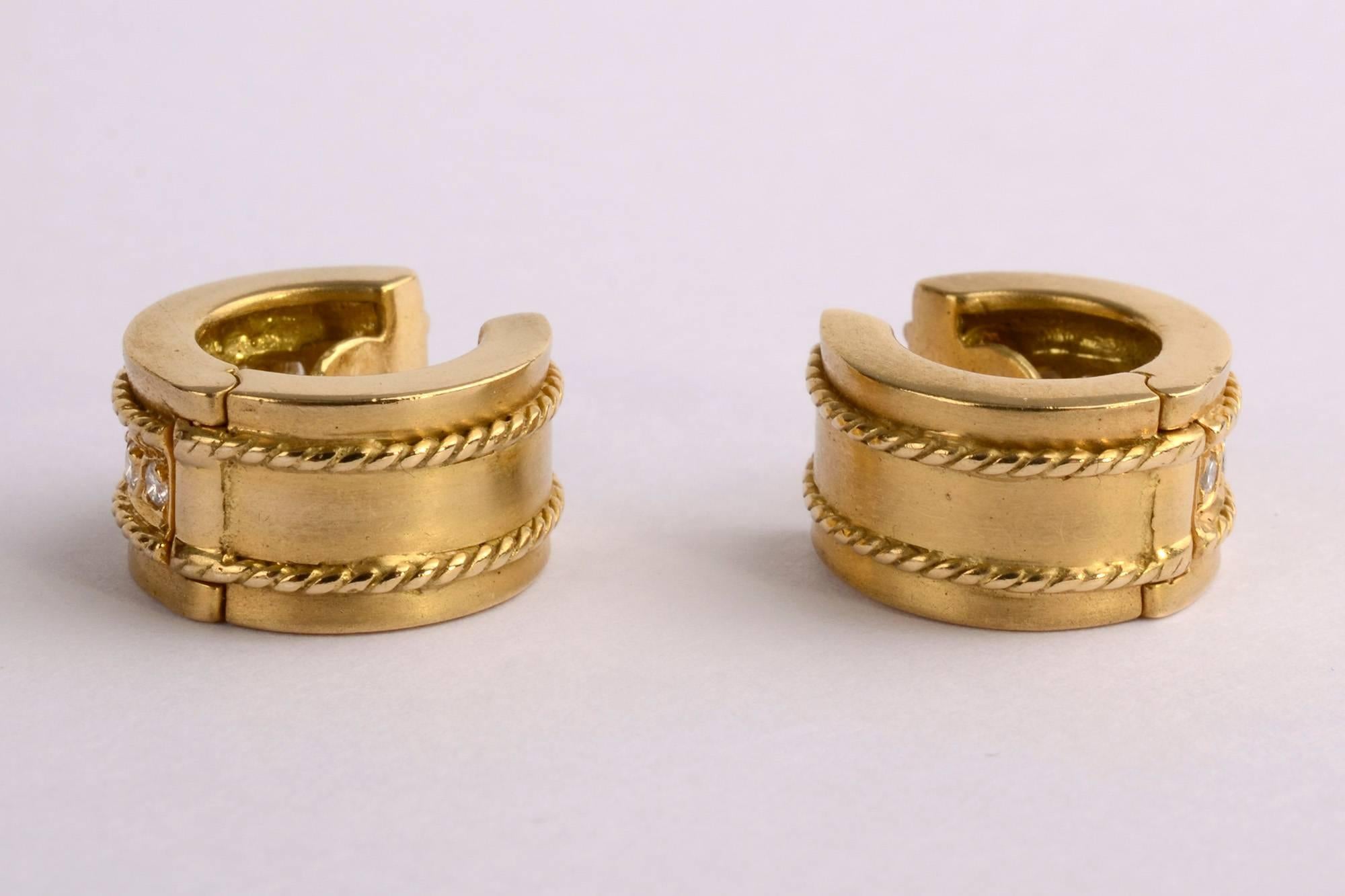  Diamond Gold Huggie Earrings In Excellent Condition In Darnestown, MD