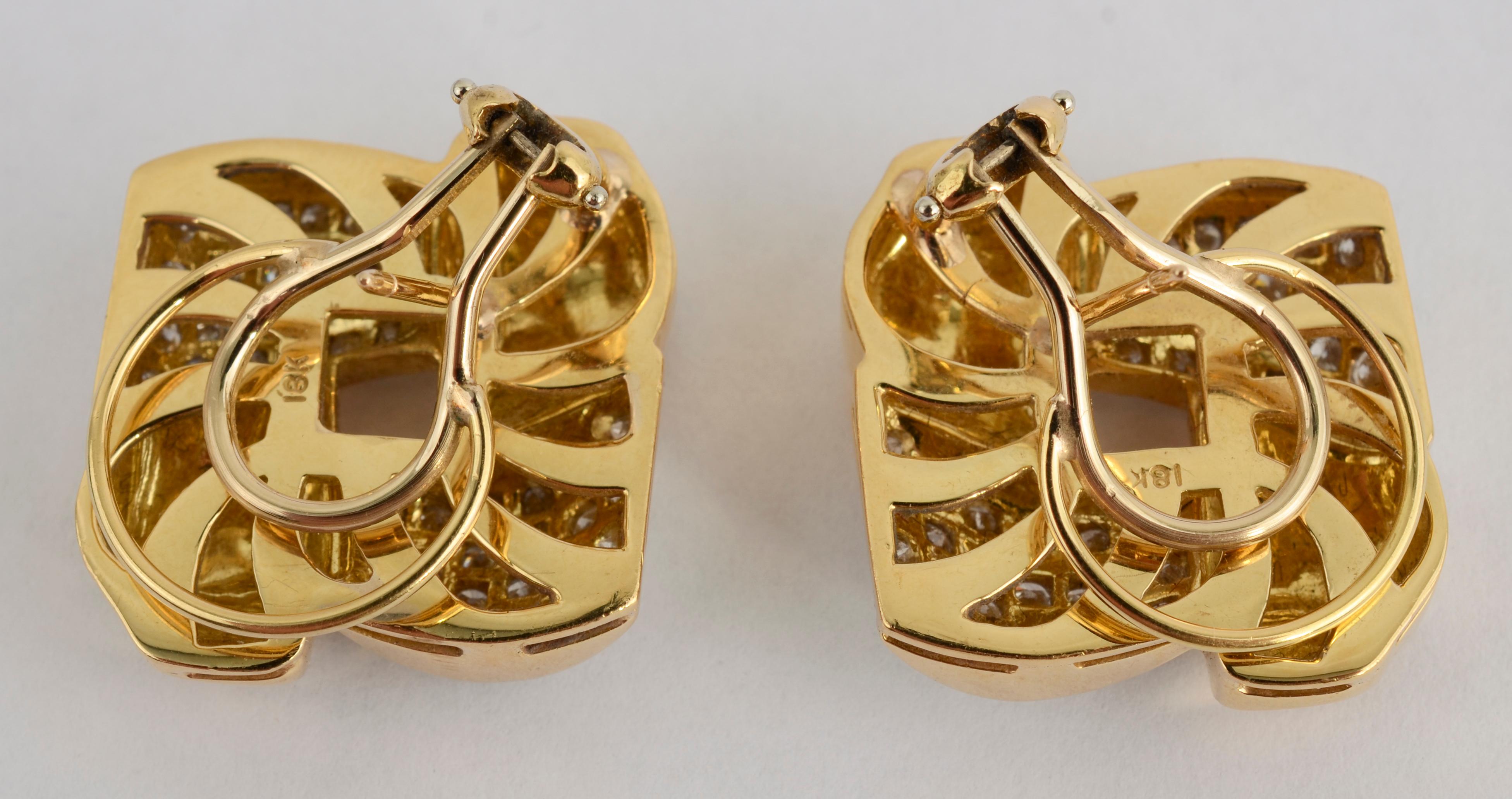 Modern Gold and Diamond Lattice Pattern Earrings For Sale