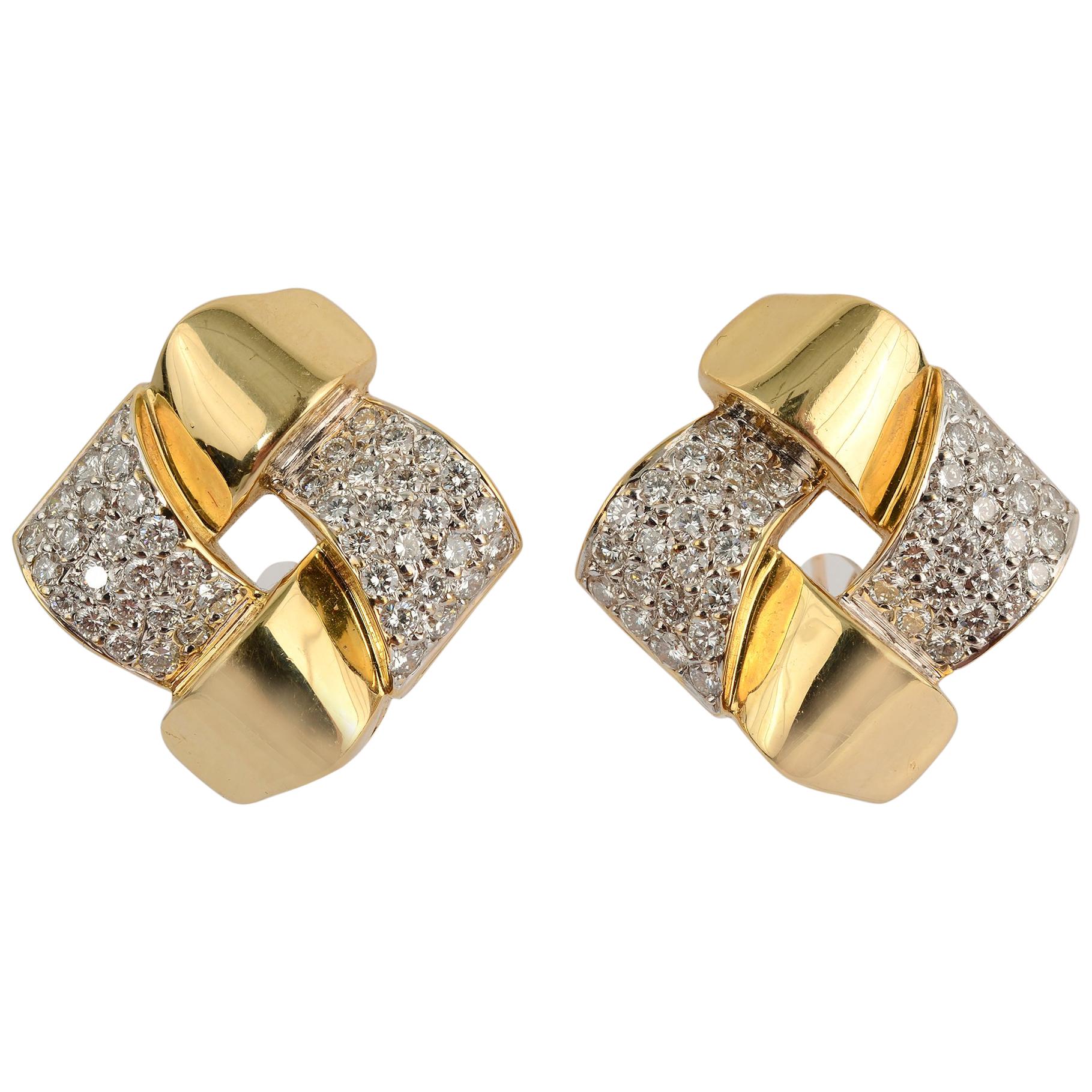 Gold and Diamond Lattice Pattern Earrings For Sale