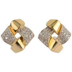 Gold and Diamond Lattice Pattern Earrings
