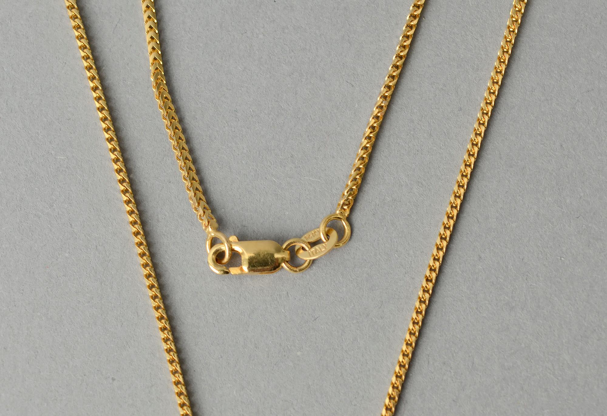 Gold and Diamond Round Pendant Necklace In Excellent Condition In Darnestown, MD