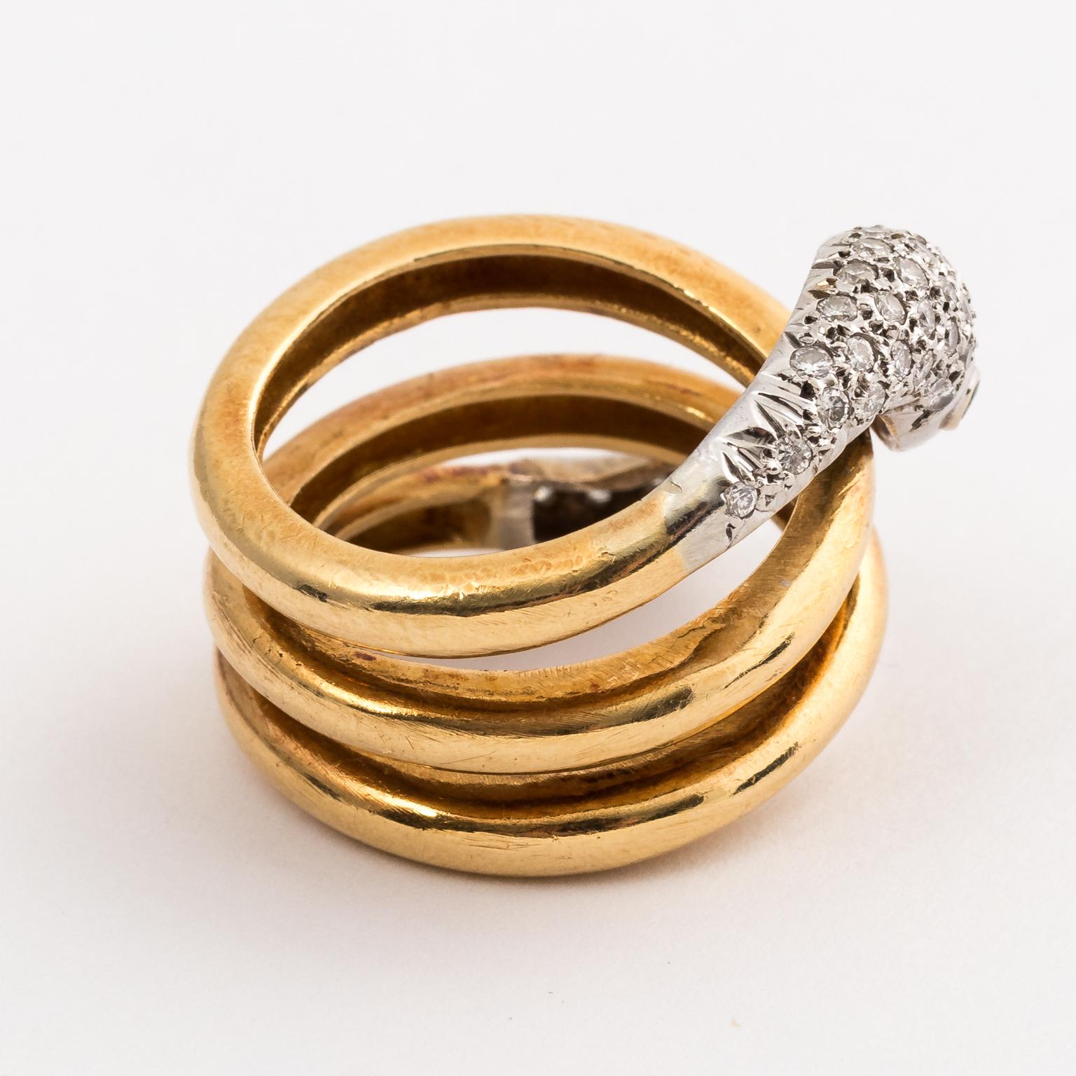 Gold and Diamond Snake Ring In Good Condition In St.amford, CT