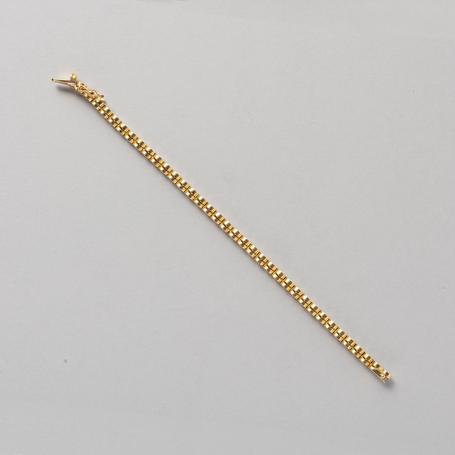 Taglio brillante Gold and Diamond Tennis Bracelet in vendita