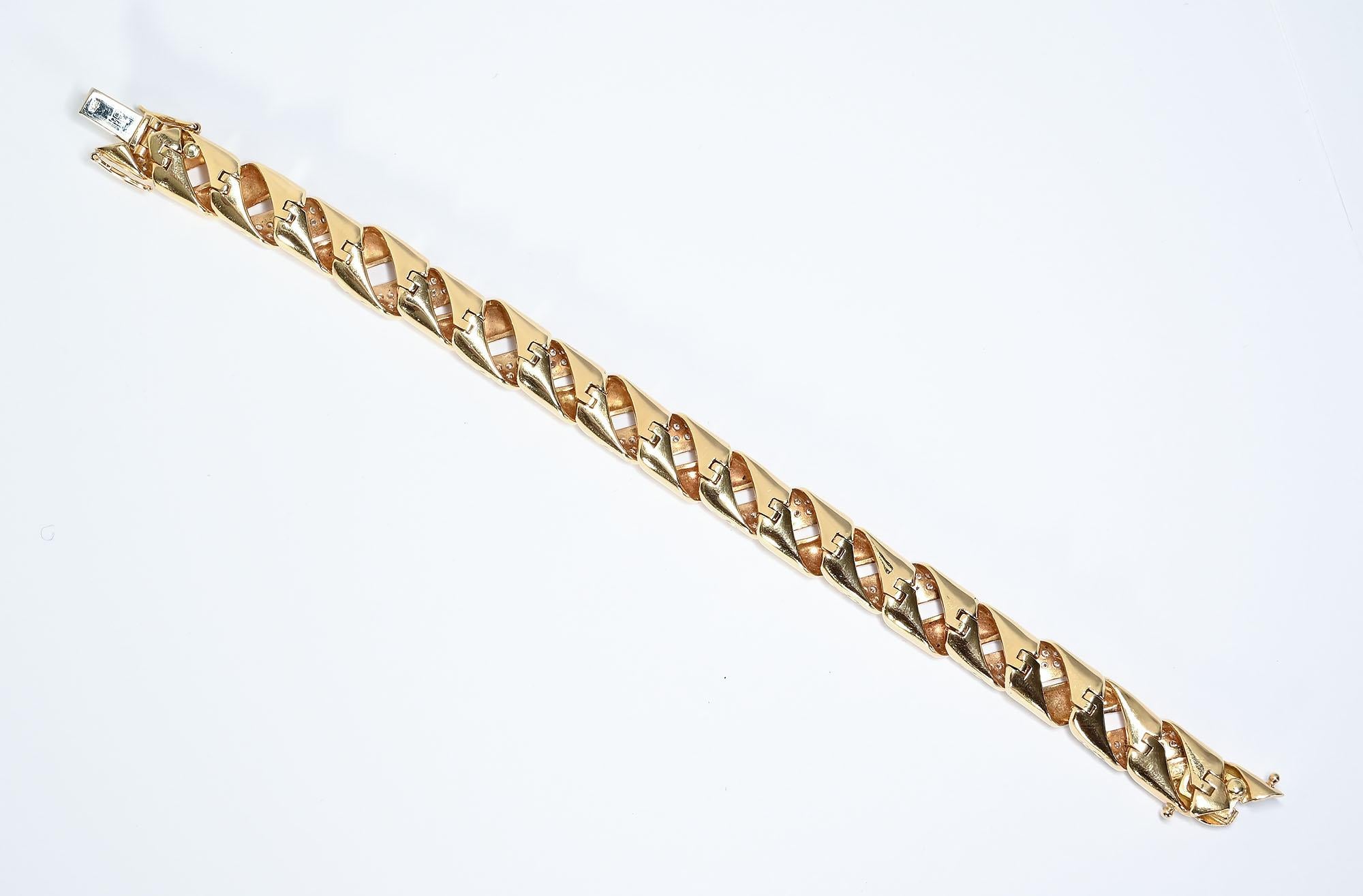 Contemporary Gold and Diamond Woven Bracelet For Sale