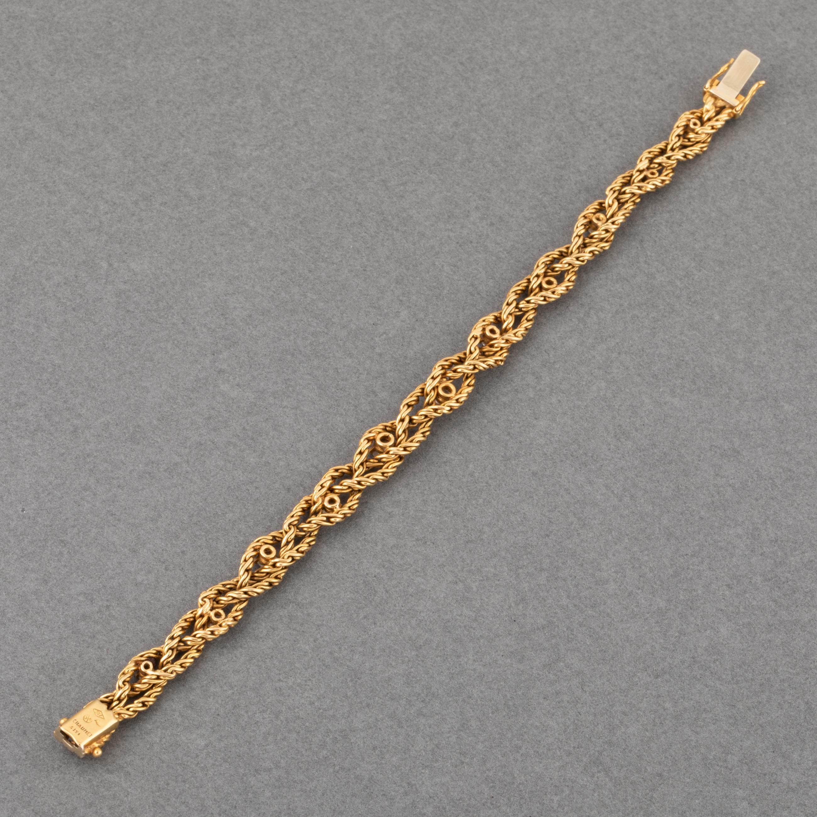 Gold and Diamonds French Vintage Bracelet by Chaumet In Good Condition For Sale In Saint-Ouen, FR