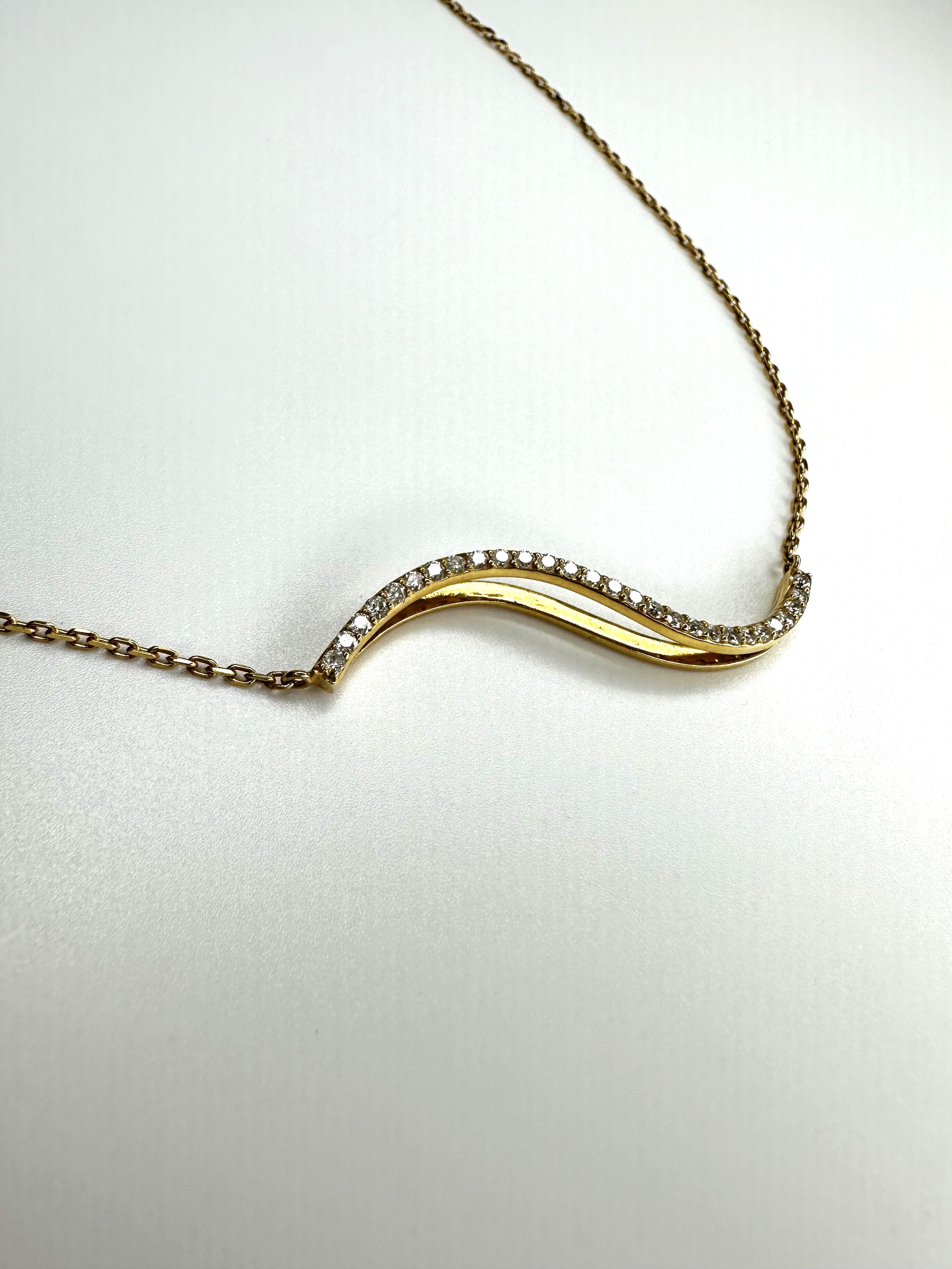 Contemporary Gold and Diamonds Necklace For Sale