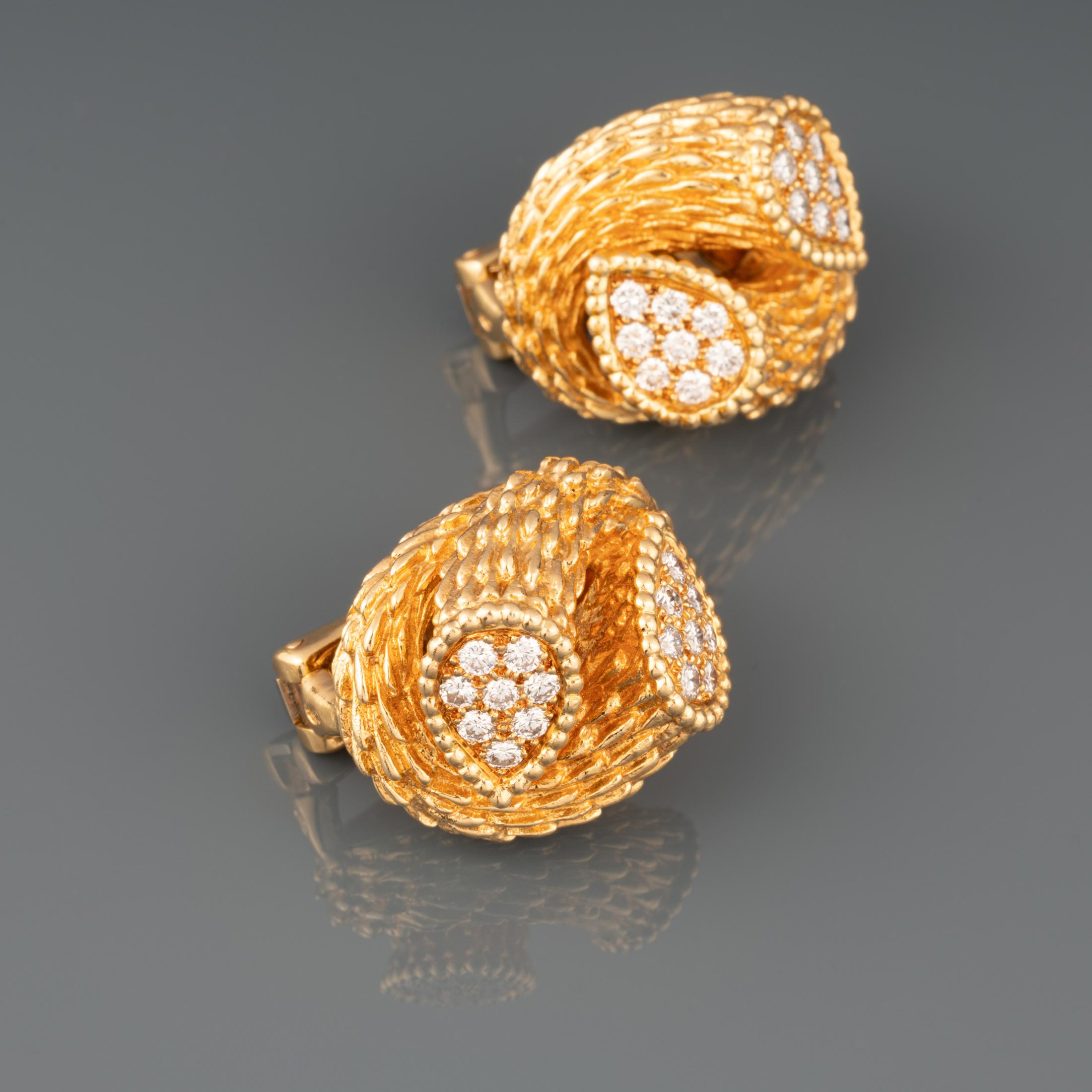 Gold and Diamonds Vintage Boucheron Clip Earrings For Sale 1