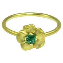 Gold and Emerald Pansy Ring in 18K Green Gold
