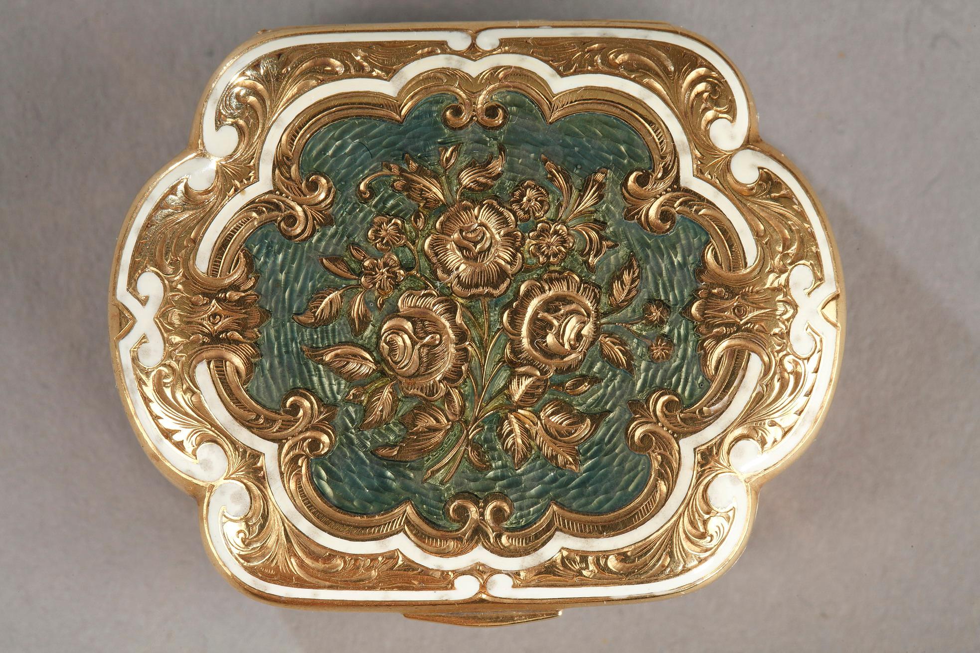 Gold and Enamel Box, Late 19th Century In Good Condition For Sale In Paris, FR
