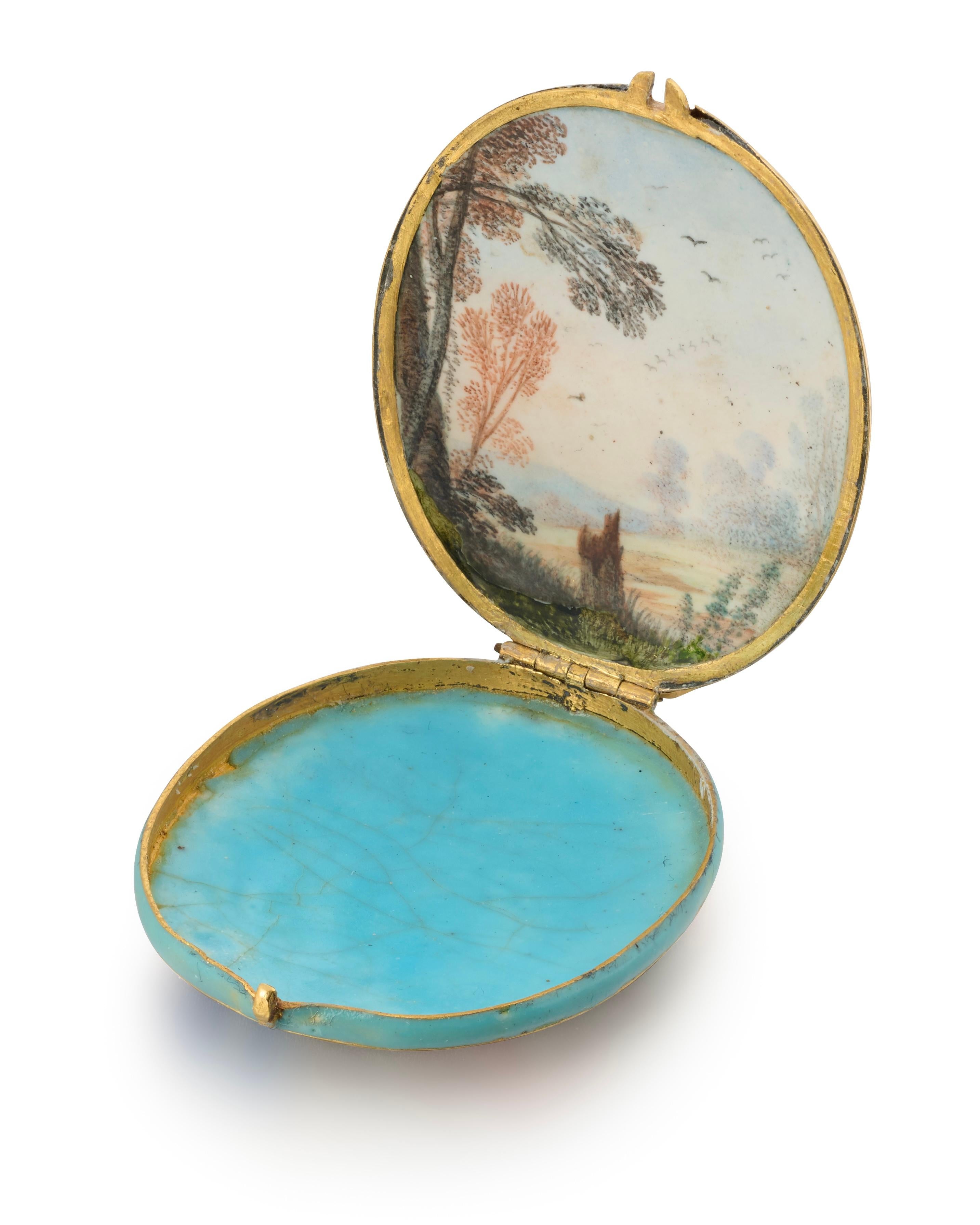 Gold and Enamel Pendant Depicting the Virgin and Child. French, 17th century For Sale 2