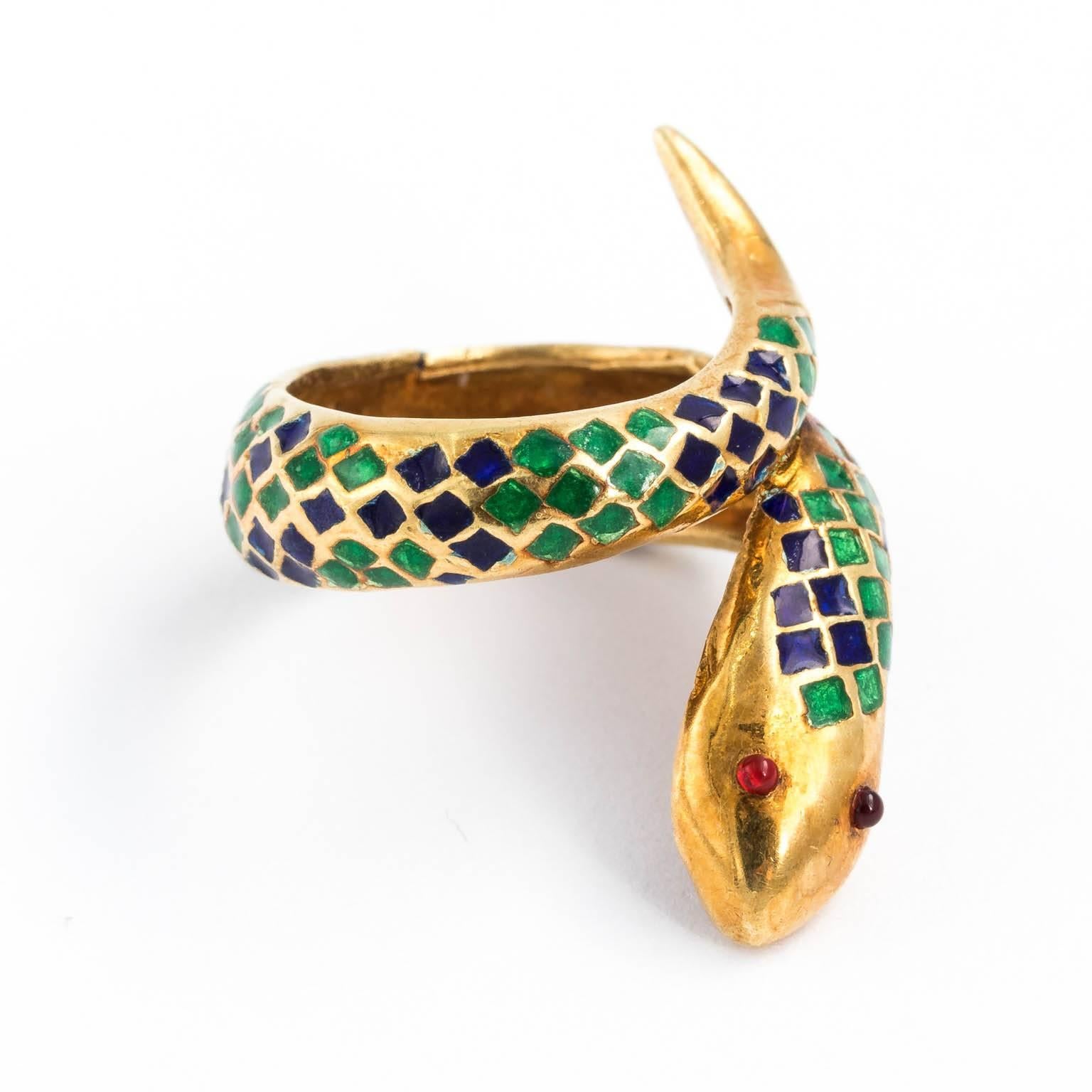 Gold and Enamel Serpent Ring For Sale 3