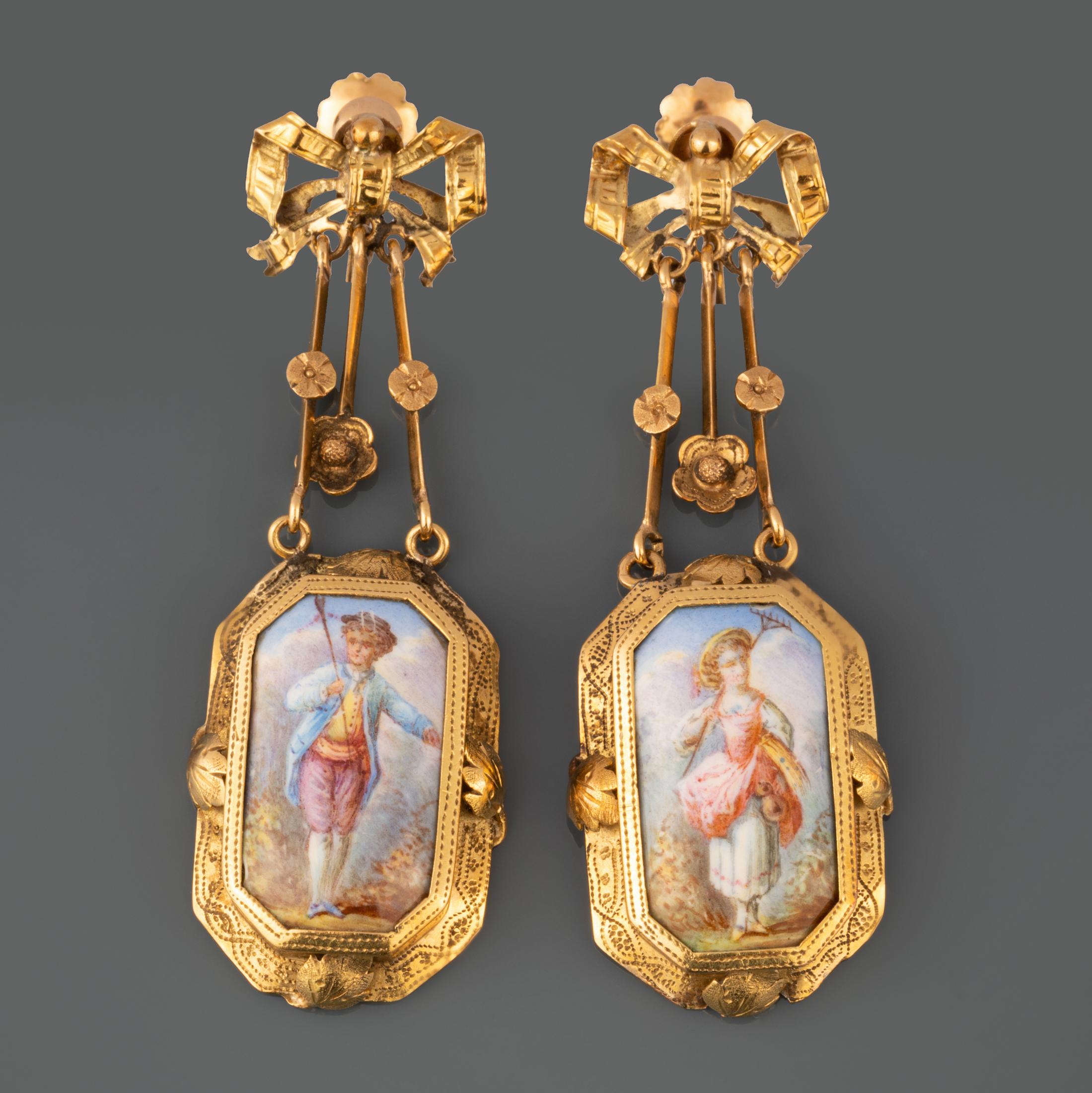 gold victorian earrings