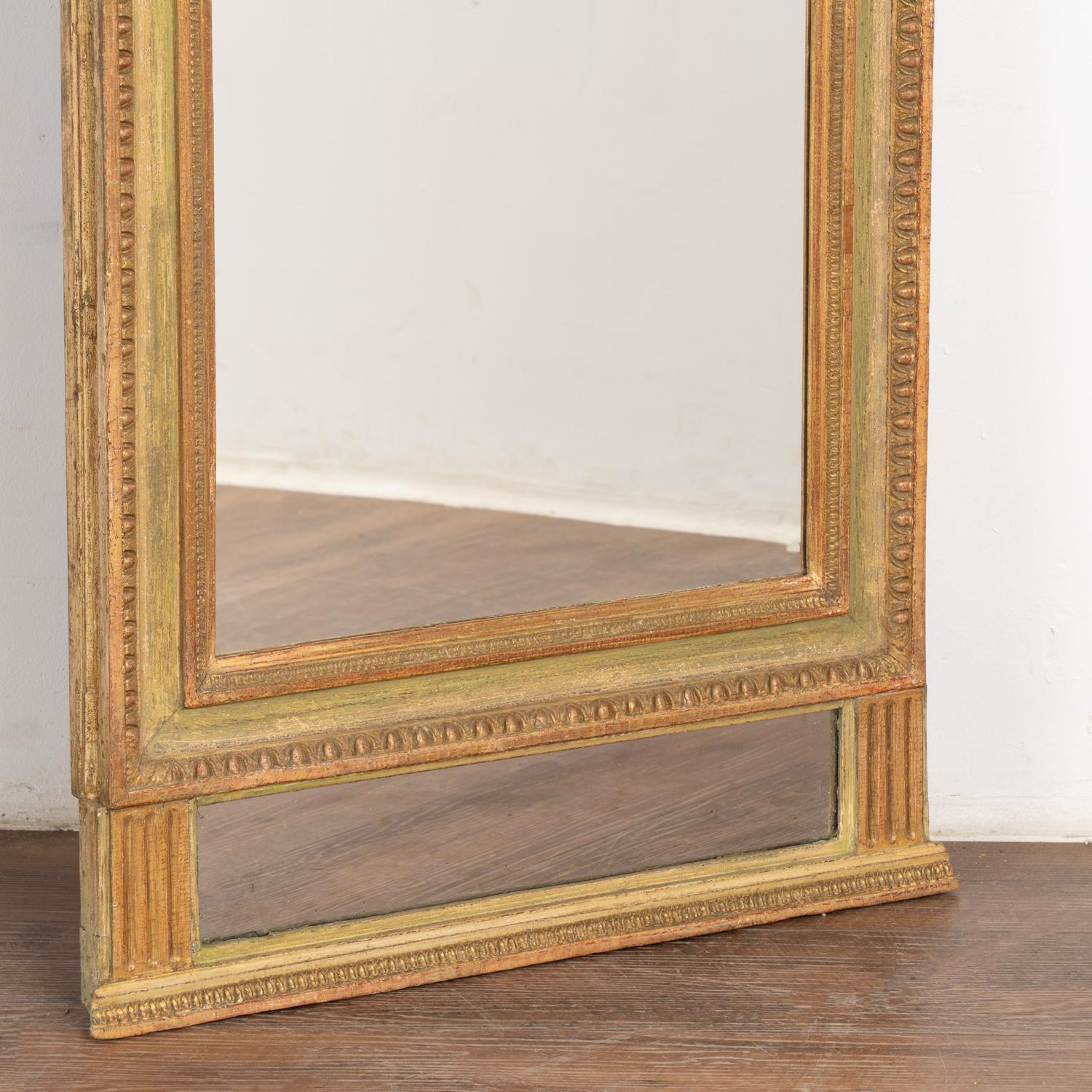 Gold and Green Painted Trumeau Mirror, Sweden circa 1820-40 For Sale 4