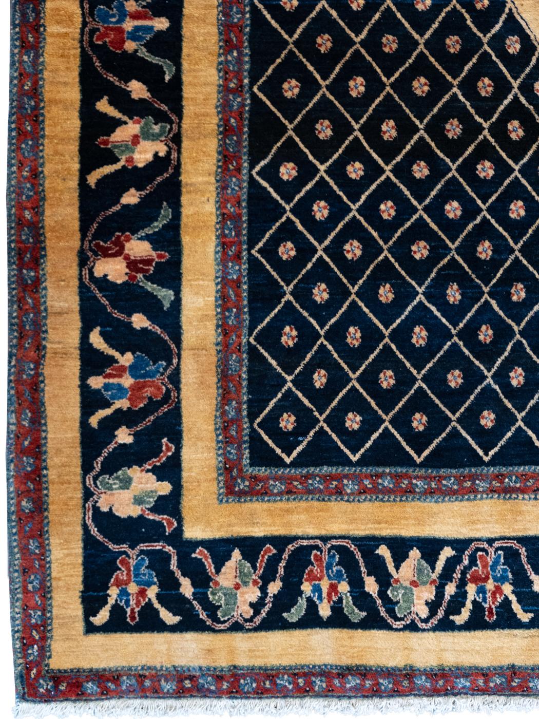 XXIe siècle et contemporain Tapis persan Shekarloo or et indigo, laine, noué à la main, 7' x 9' en vente
