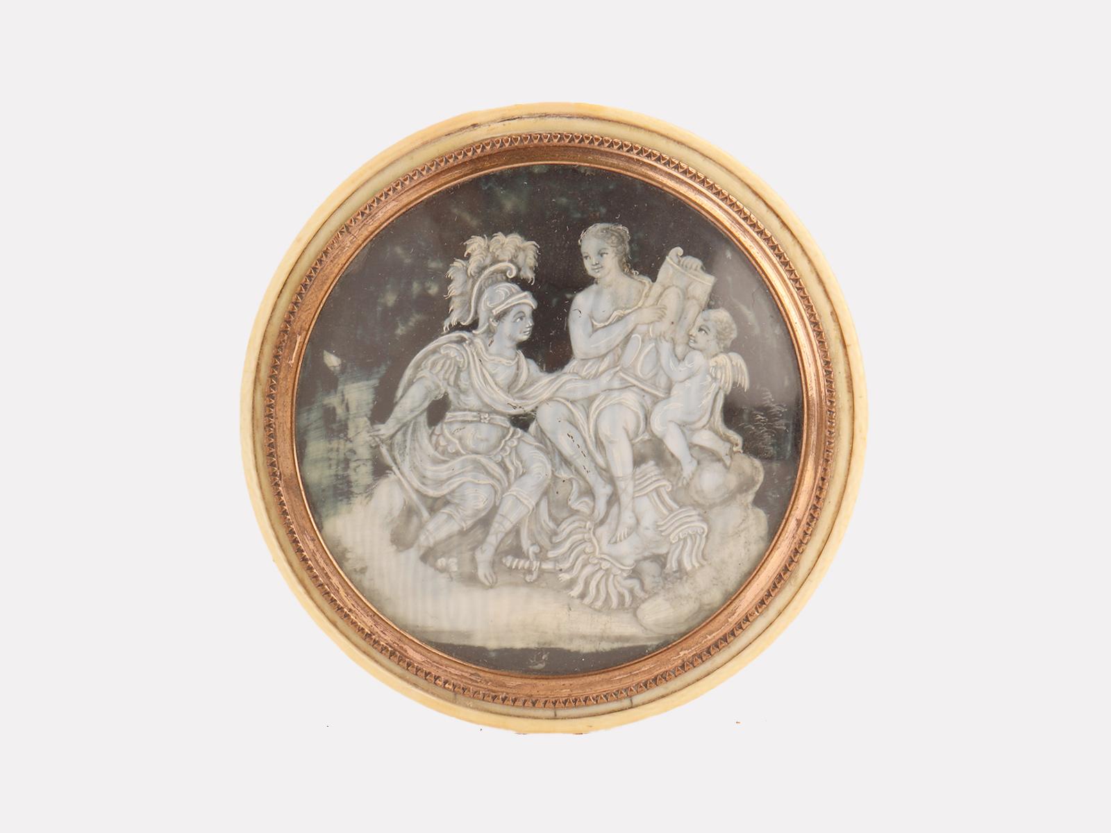 Gold- und Elfenbein-Schnupftabakdose mit der Darstellung von Mars, Venus und Amor, Frankreich 1750.  im Angebot 4