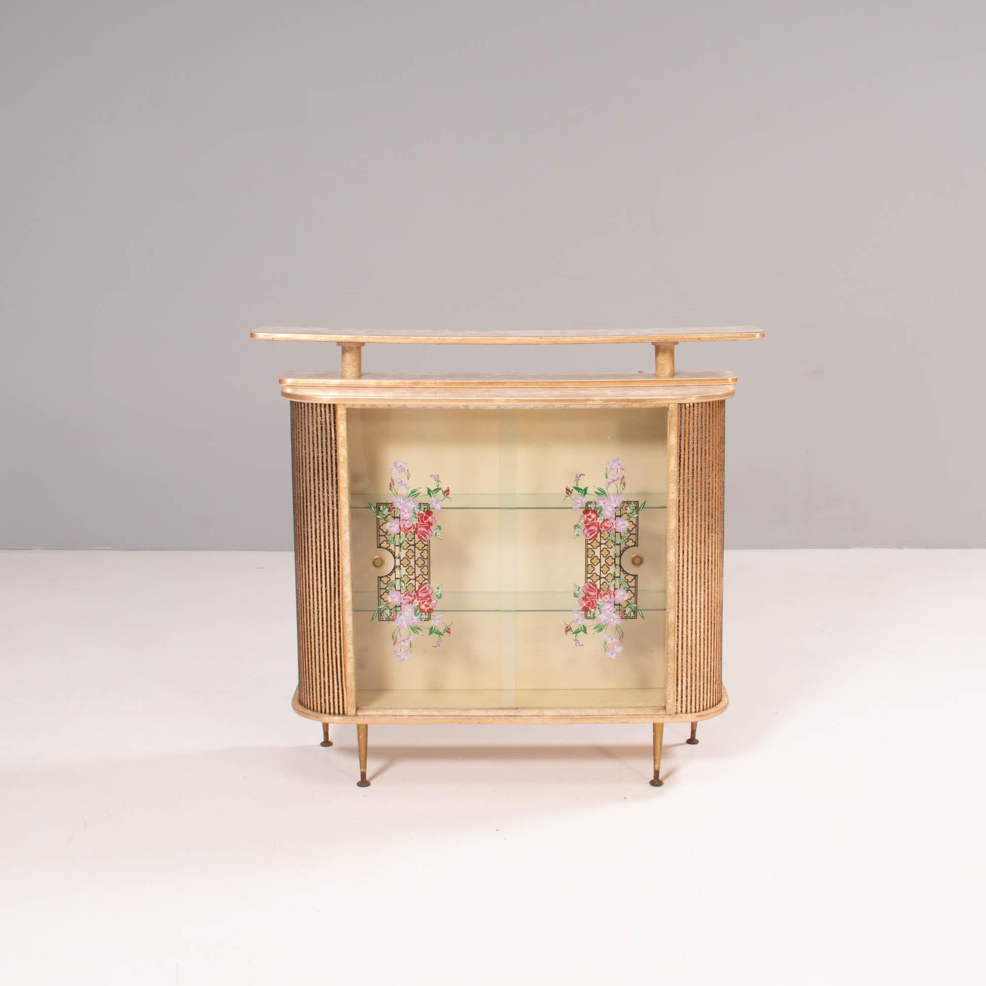 gold formica