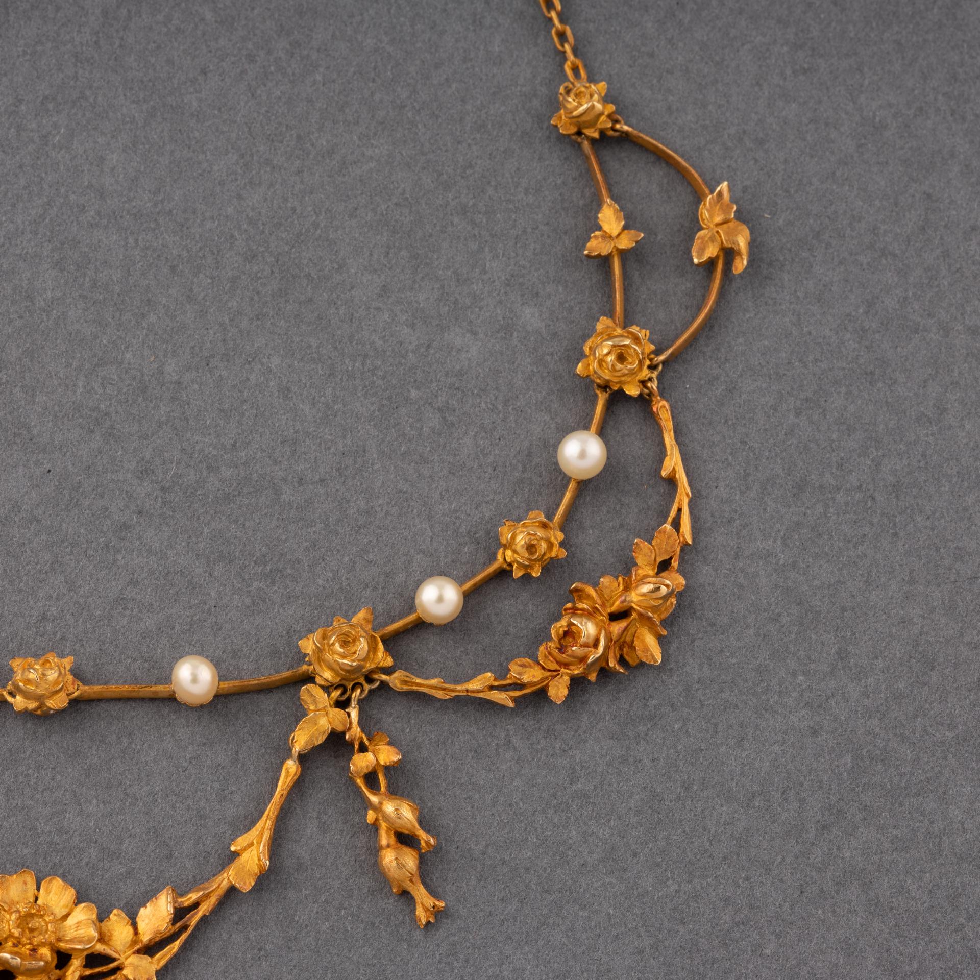 Gold and Natural Pearls French Antique Necklace In Good Condition For Sale In Saint-Ouen, FR