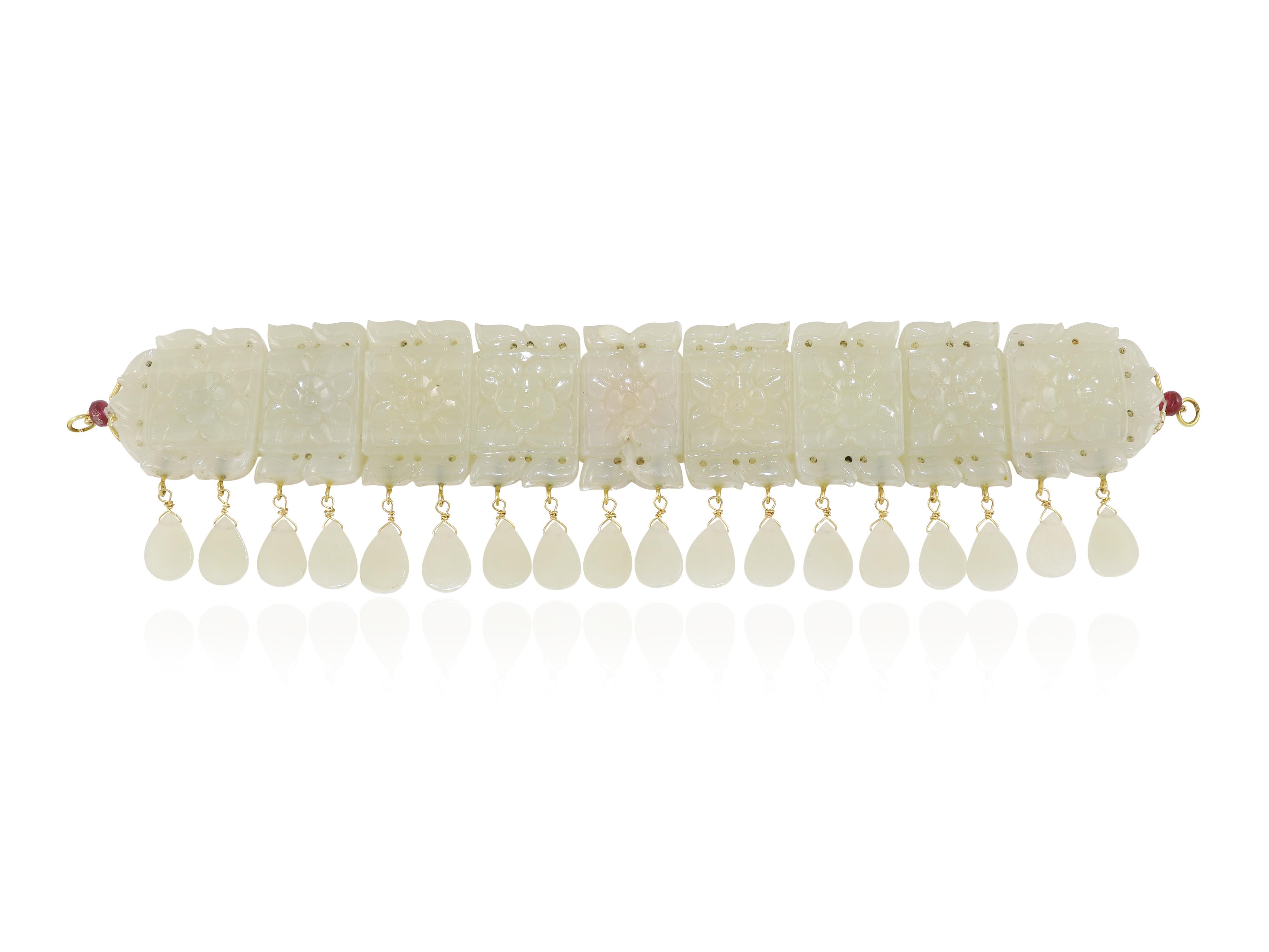 Gold and Nine Gem set Carved Jade Navratna Maharaj choker necklace For Sale 3