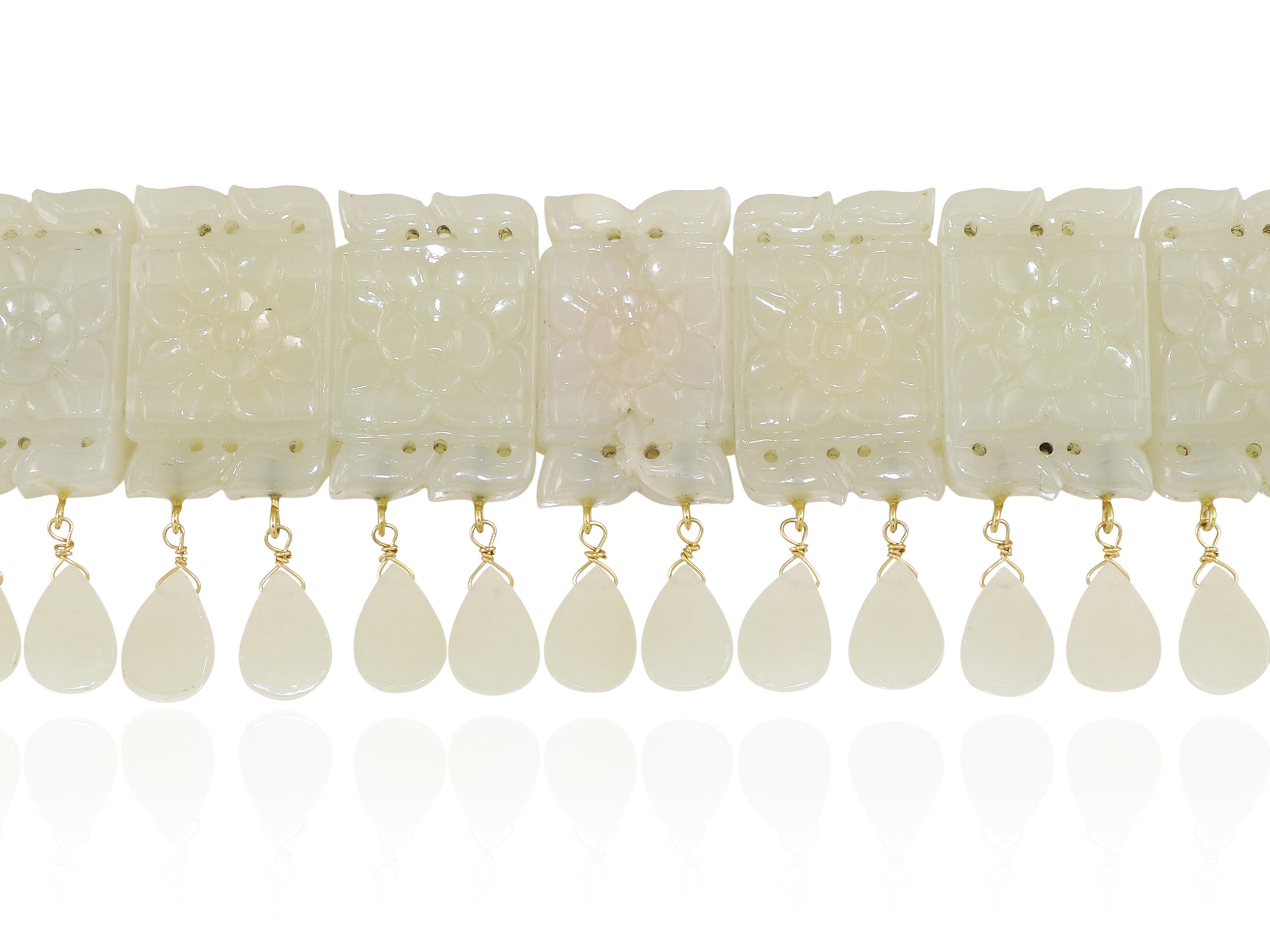 Gold and Nine Gem set Carved Jade Navratna Maharaj choker necklace For Sale 4