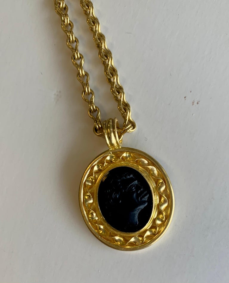 Portrait Cut Gold and Onyx Cameo Pendant For Sale