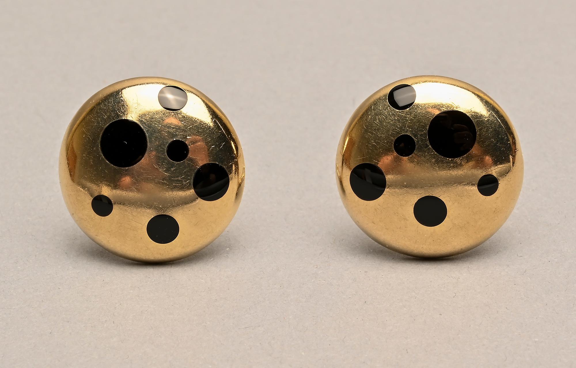 Uncut Gold and Onyx Dot Earrings For Sale
