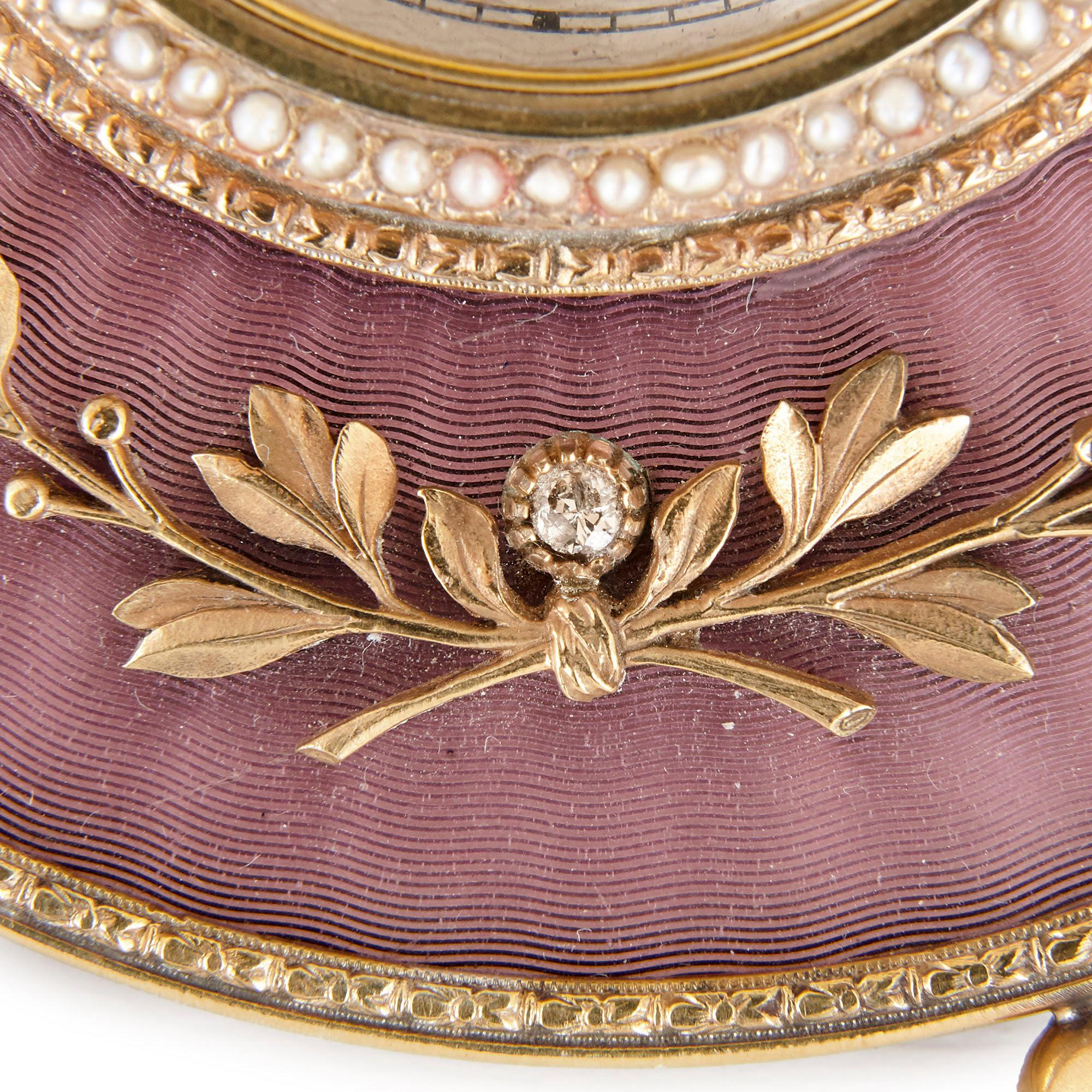 Gold and Pearl Circular Table Clock in the Manner of Fabergé In Good Condition In London, GB
