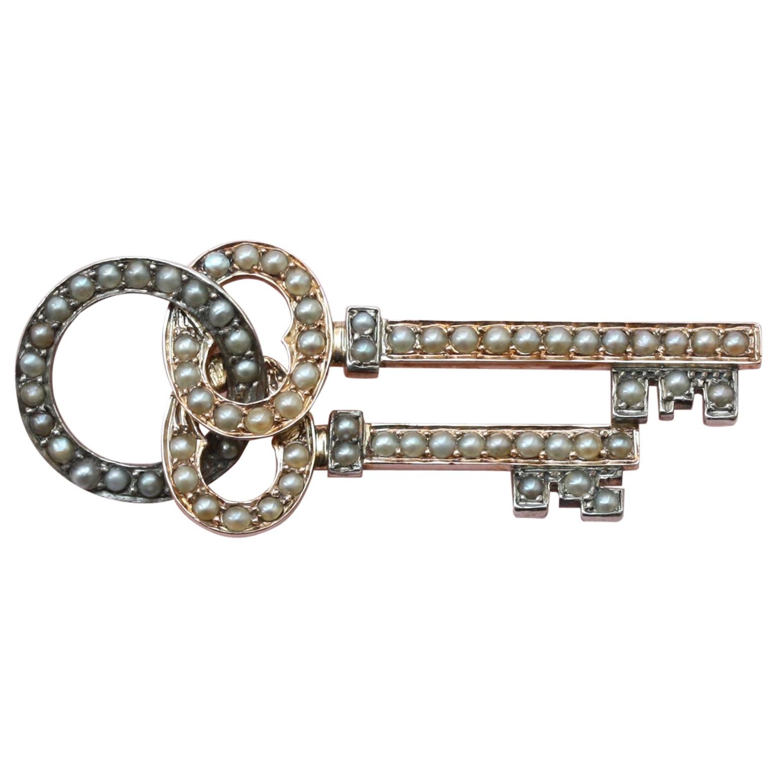 Gold and Pearl Key Brooch