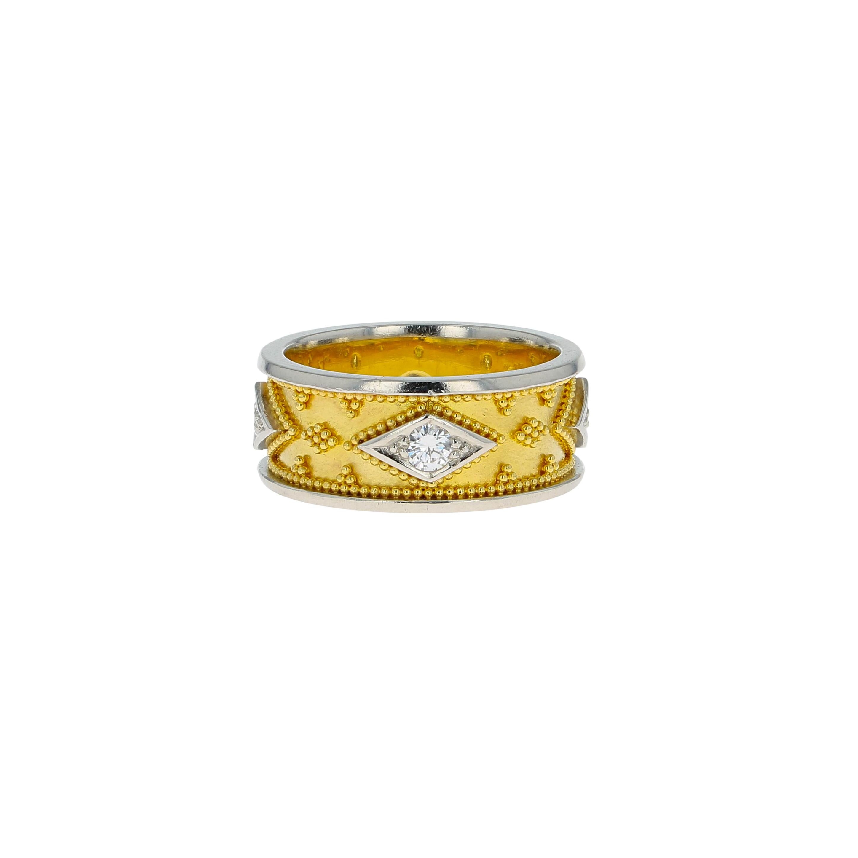 Artigiano Gold and Platinum Band Ring with Diamonds in vendita