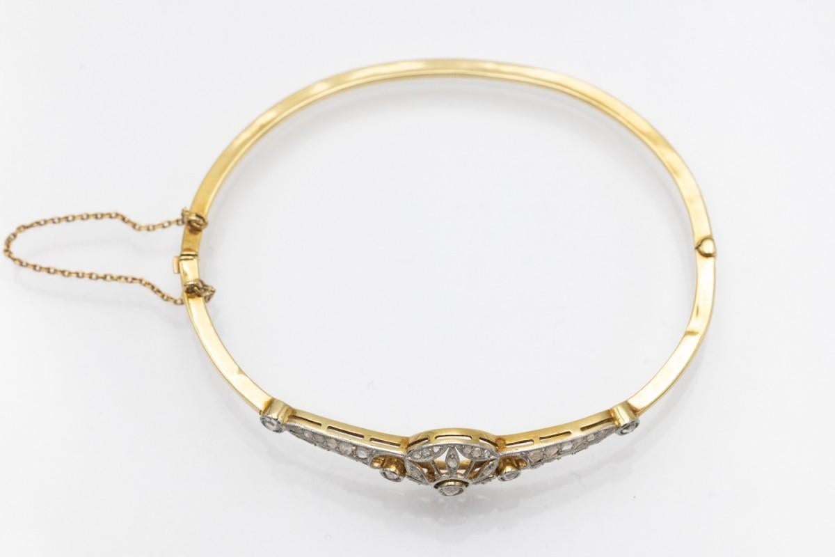 Art Nouveau Gold and platinum bracelet with old cut diamonds, circa 1920. For Sale