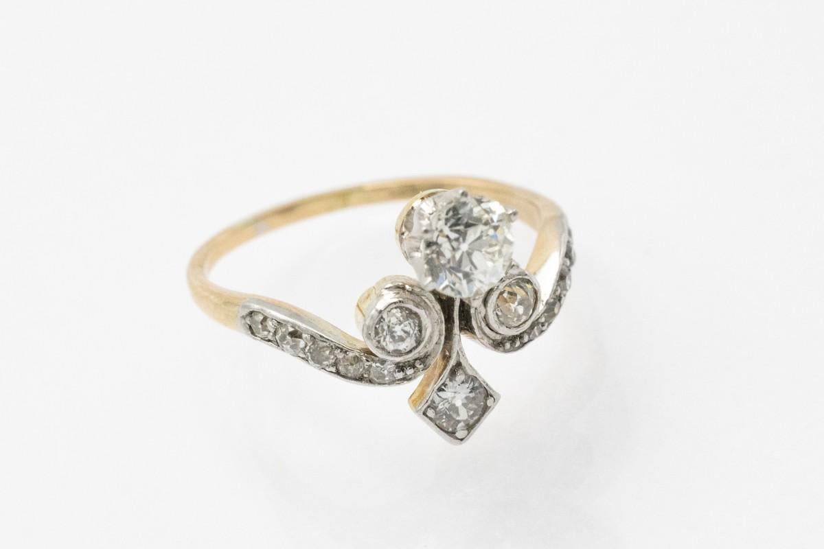 Bague Fleur De Lys Art Nouveau ancienne en or et platine avec diamants taille ancienne 1,30 carat Bon état - En vente à Chorzów, PL