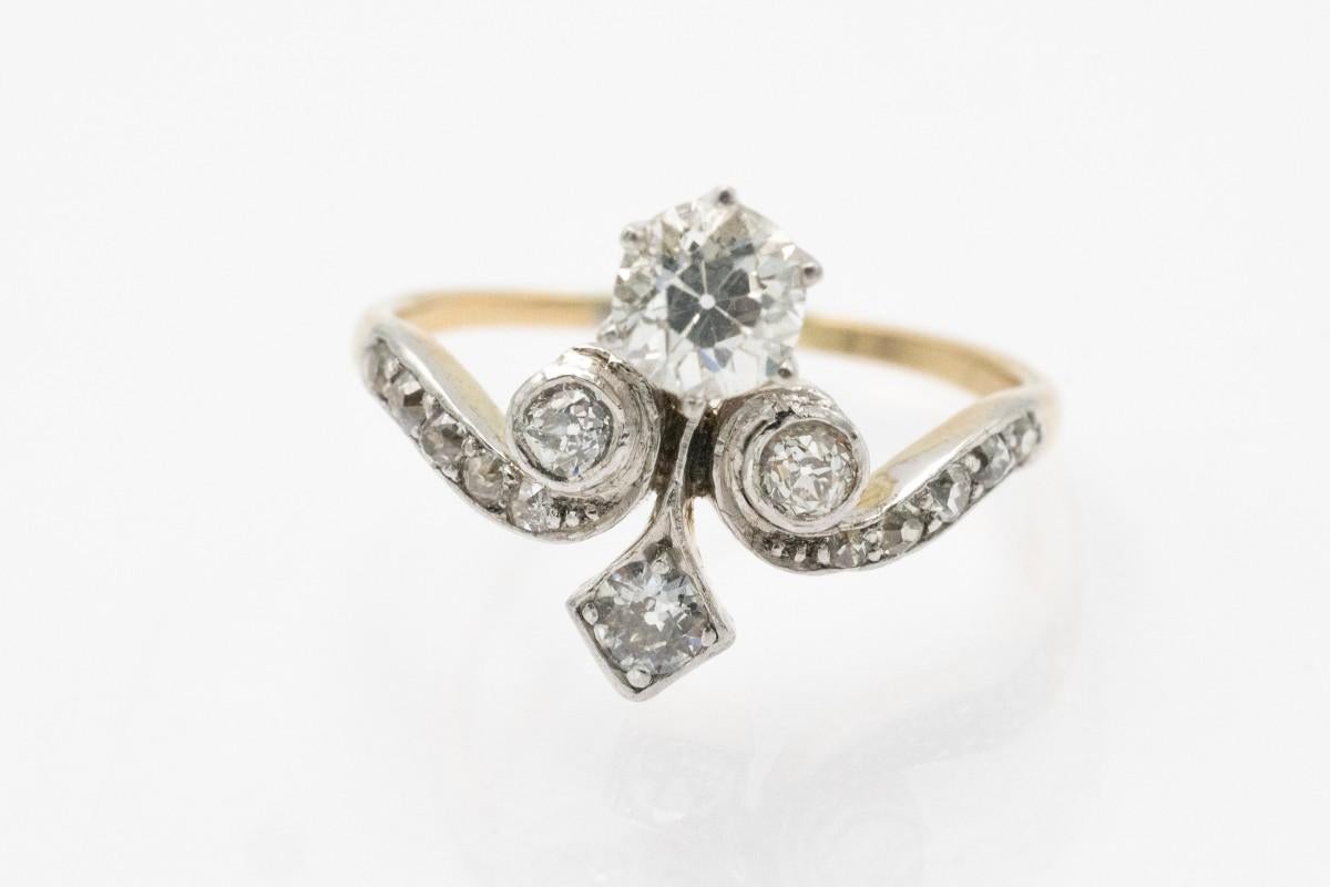 Bague Fleur De Lys Art Nouveau ancienne en or et platine avec diamants taille ancienne 1,30 carat Unisexe en vente