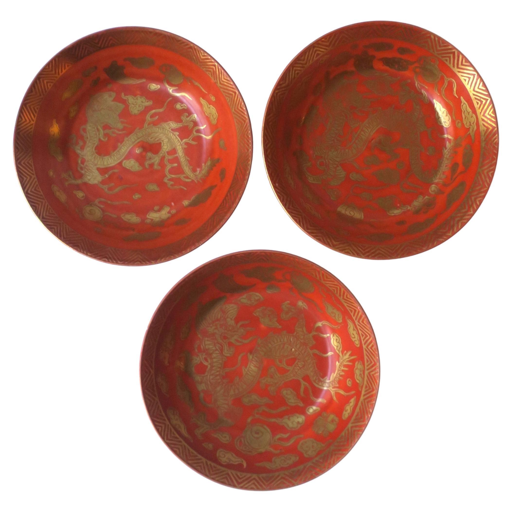 Gold and Red Finger or Nut Bowls with Dragon Design, Set of 3 For Sale