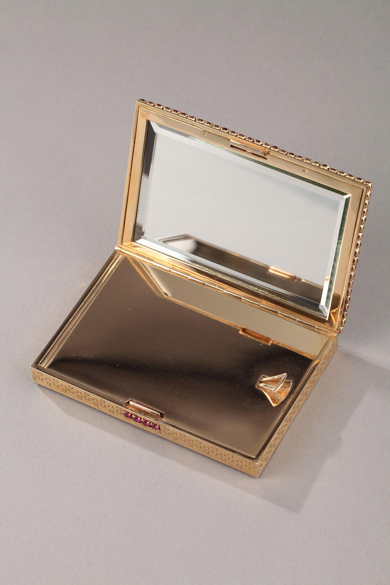 Gold and Rubis Compact, Art Deco For Sale 3