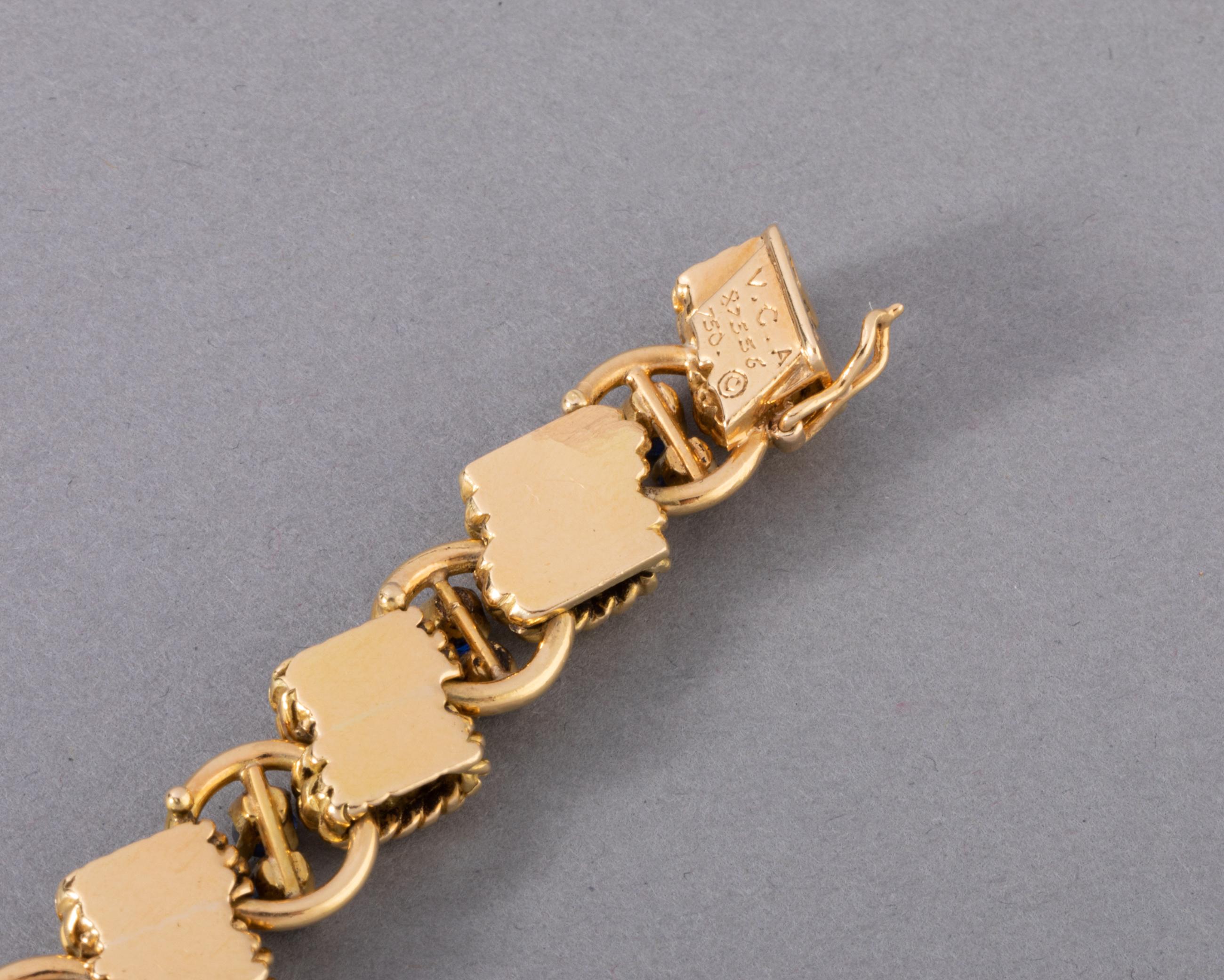 Gold and Sapphires Van Cleef & Arpels Vintage Bracelet In Good Condition For Sale In Saint-Ouen, FR