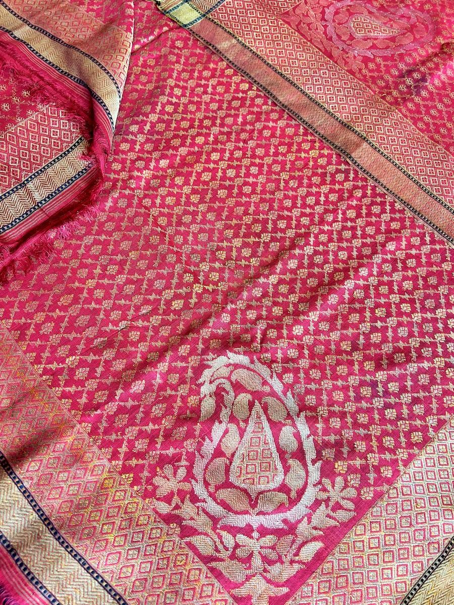 Chal fichu de seda brocada en oro y plata - Benarés Varanasi India Siglo XIX 1