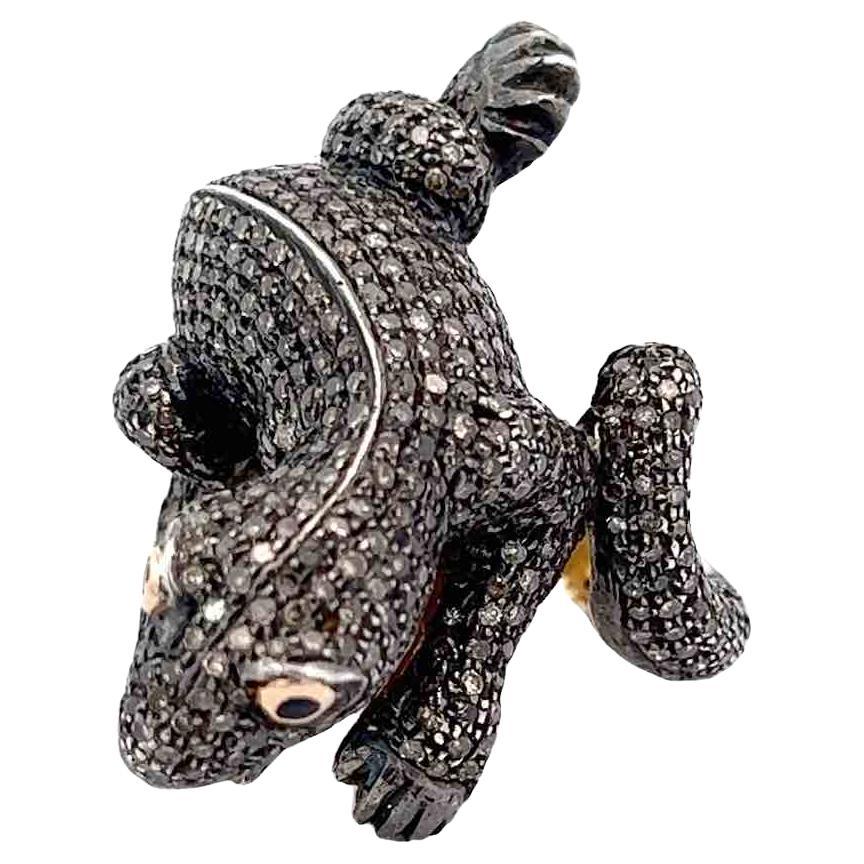 Gold and silver chameleon ring with diamonds For Sale
