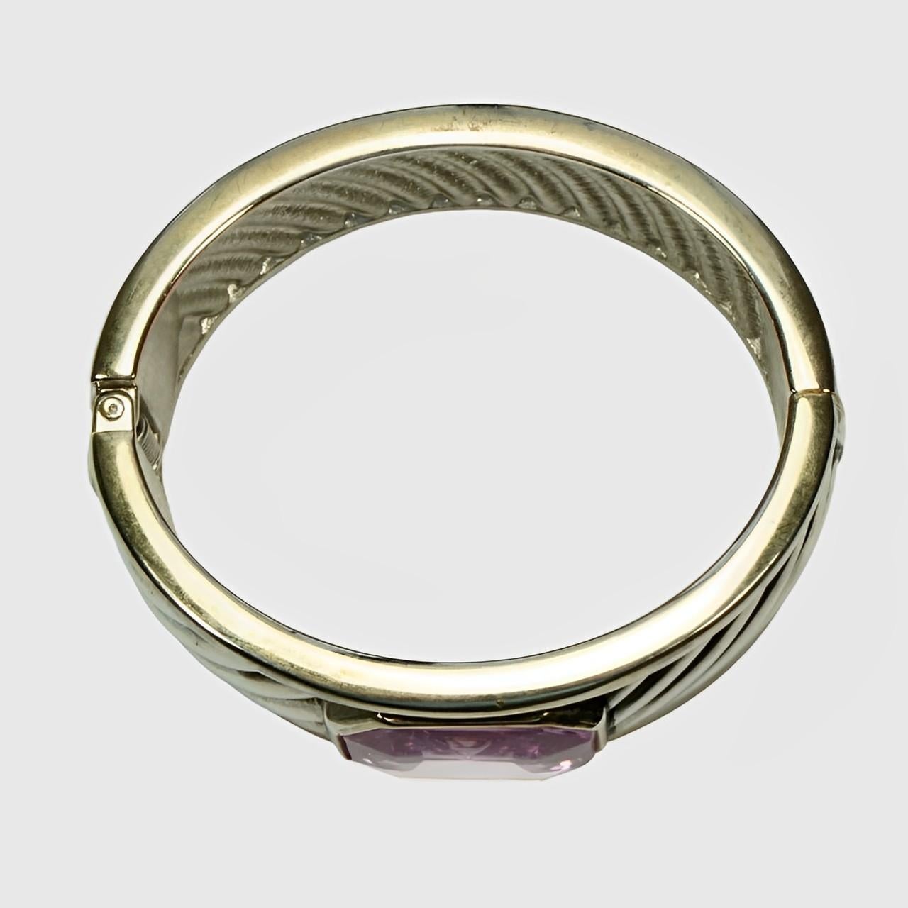 Bracciale con braccialetto a forma di braccialetto placcato in oro e argento con pietra di resina ametista pallida in vendita 2