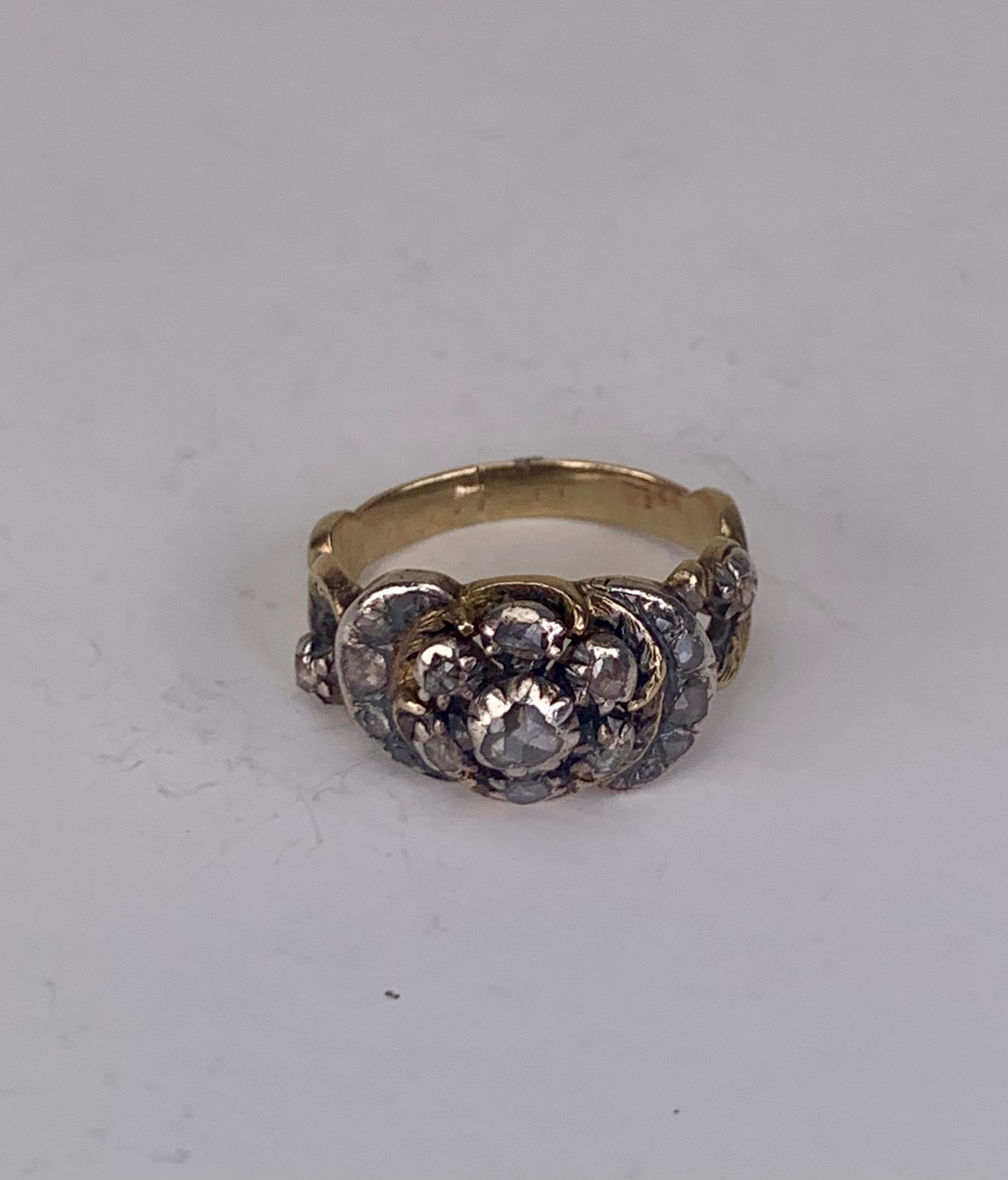 Femenino o masculino Gold and silver ring with diamonds, Portuguese, 18th/19th century en venta
