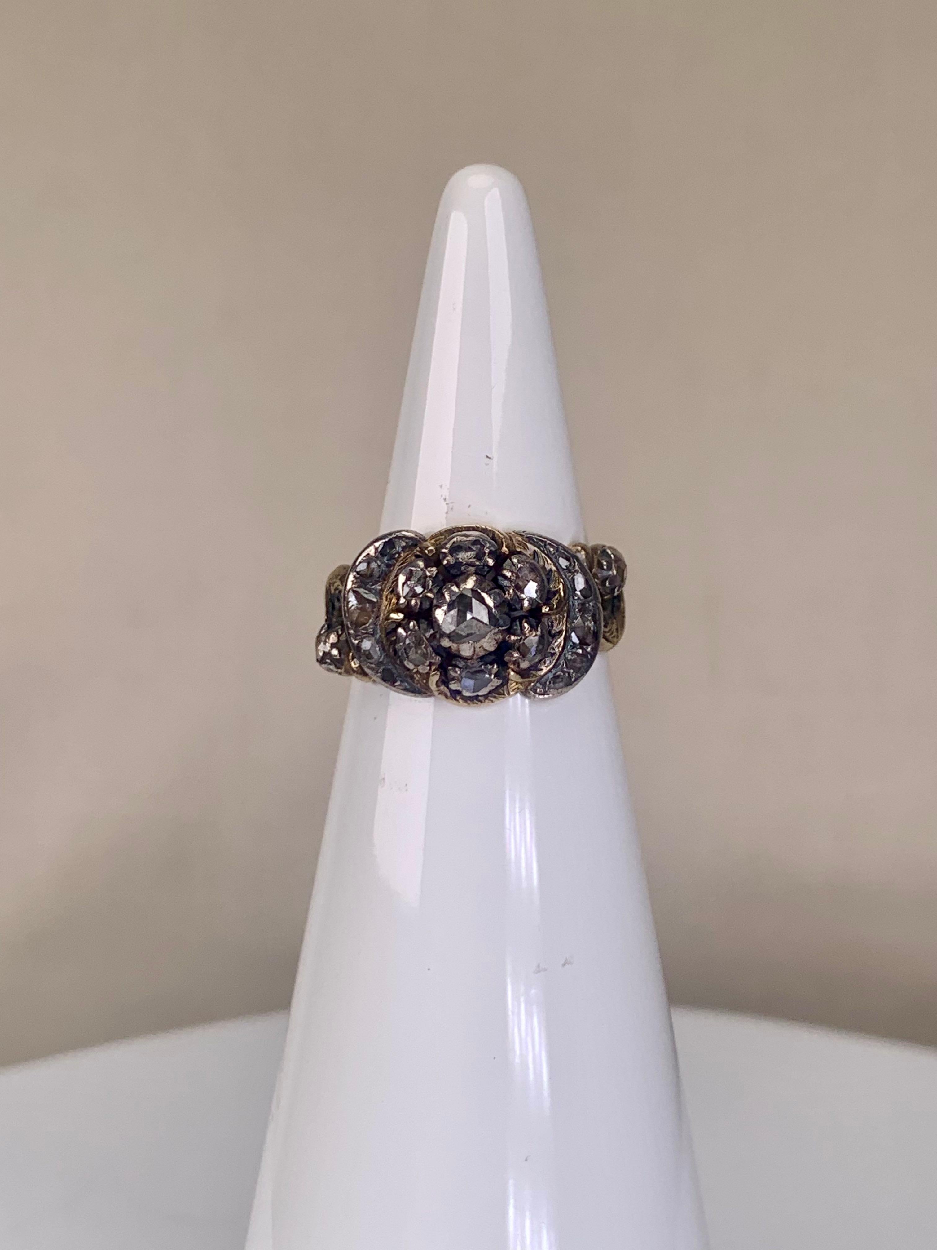 Gold and silver ring with diamonds, Portuguese, 18th/19th century en venta 2