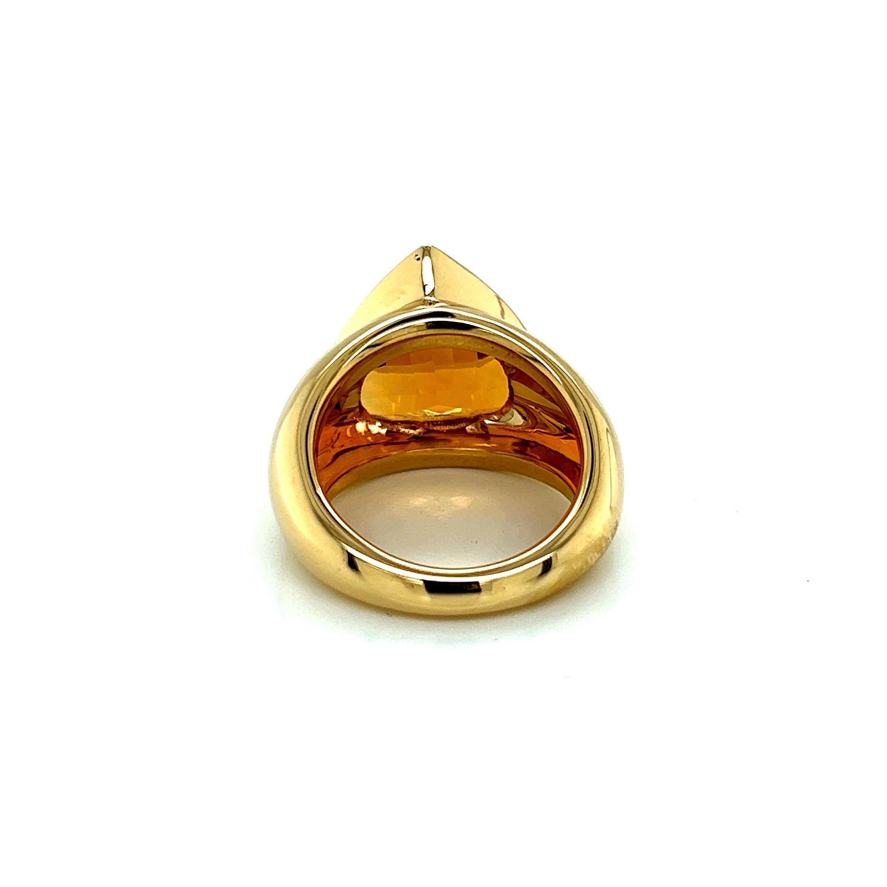 da uomo o donna Anello cocktail in oro e Citrino a forma di trilione in vendita