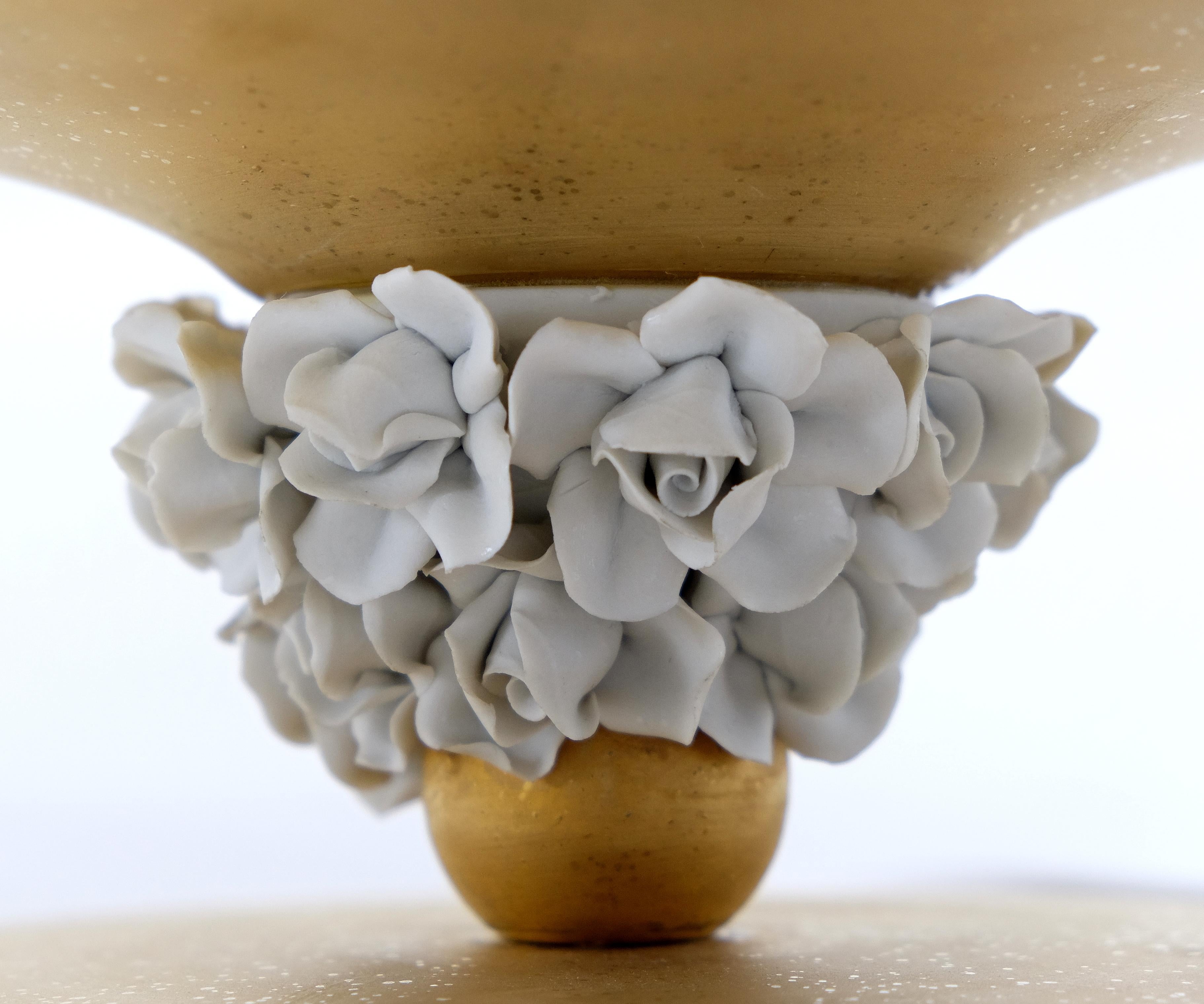 Giulia Mangani Gold and White Porcelain Footed Centerpiece with Flowers In New Condition In Miami, FL