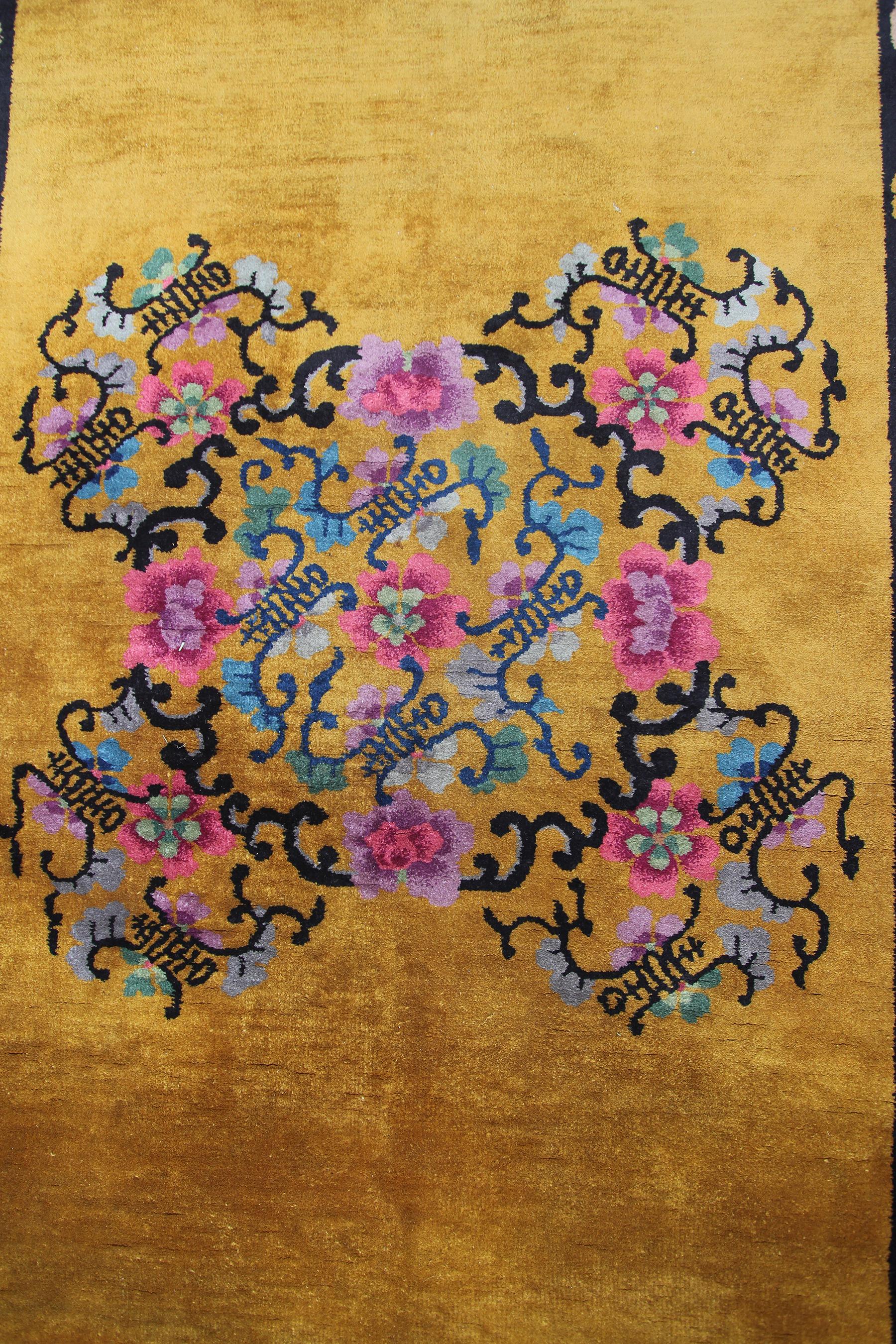 Antiker, goldener, antiker, chinesischer Art-Déco-Teppich Walter Nichols, Schwarz, 4x7 122x203cm (Handgeknüpft) im Angebot