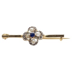 Antike Brosche aus Gold mit Perlen und Diamanten.